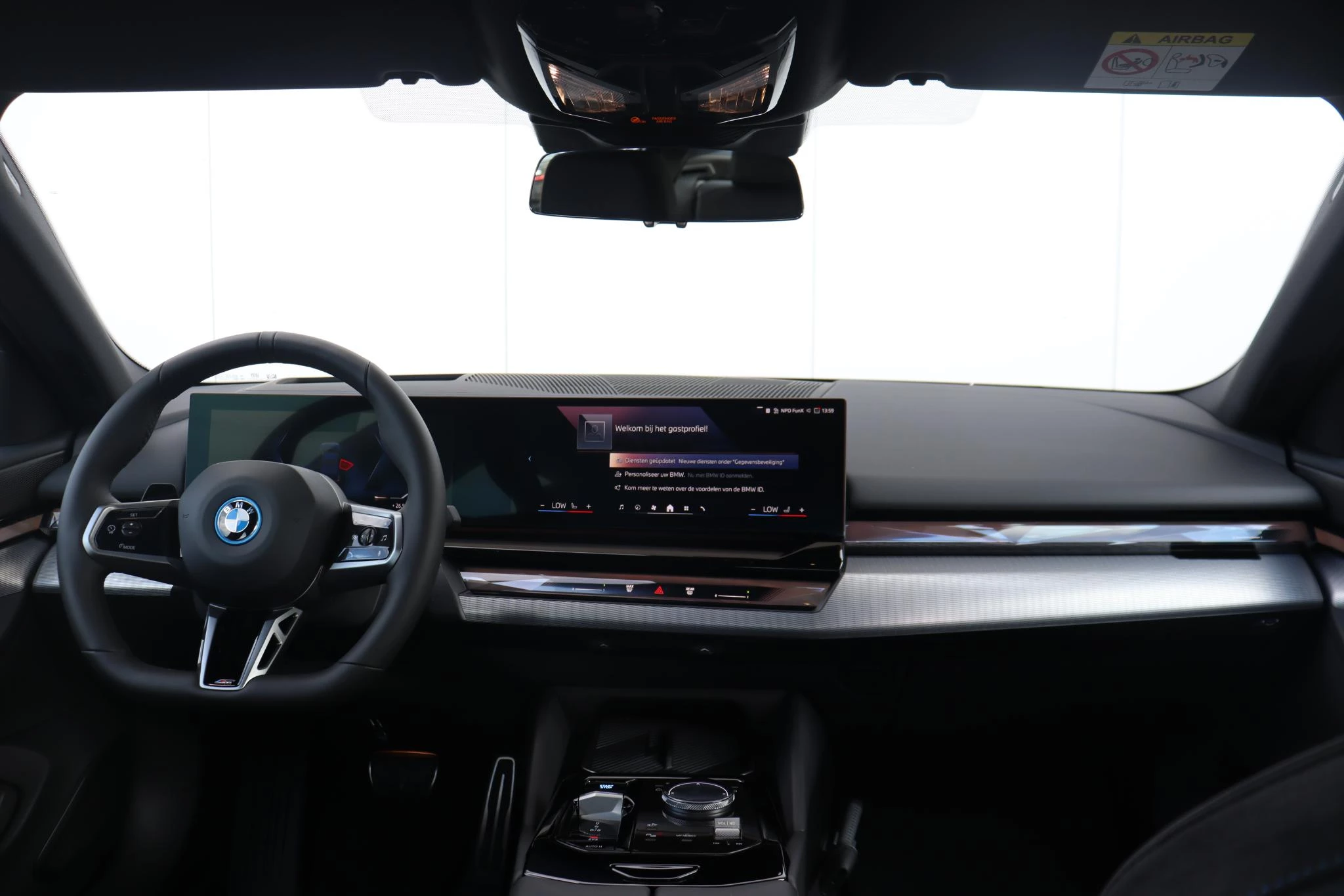 Hoofdafbeelding BMW i5