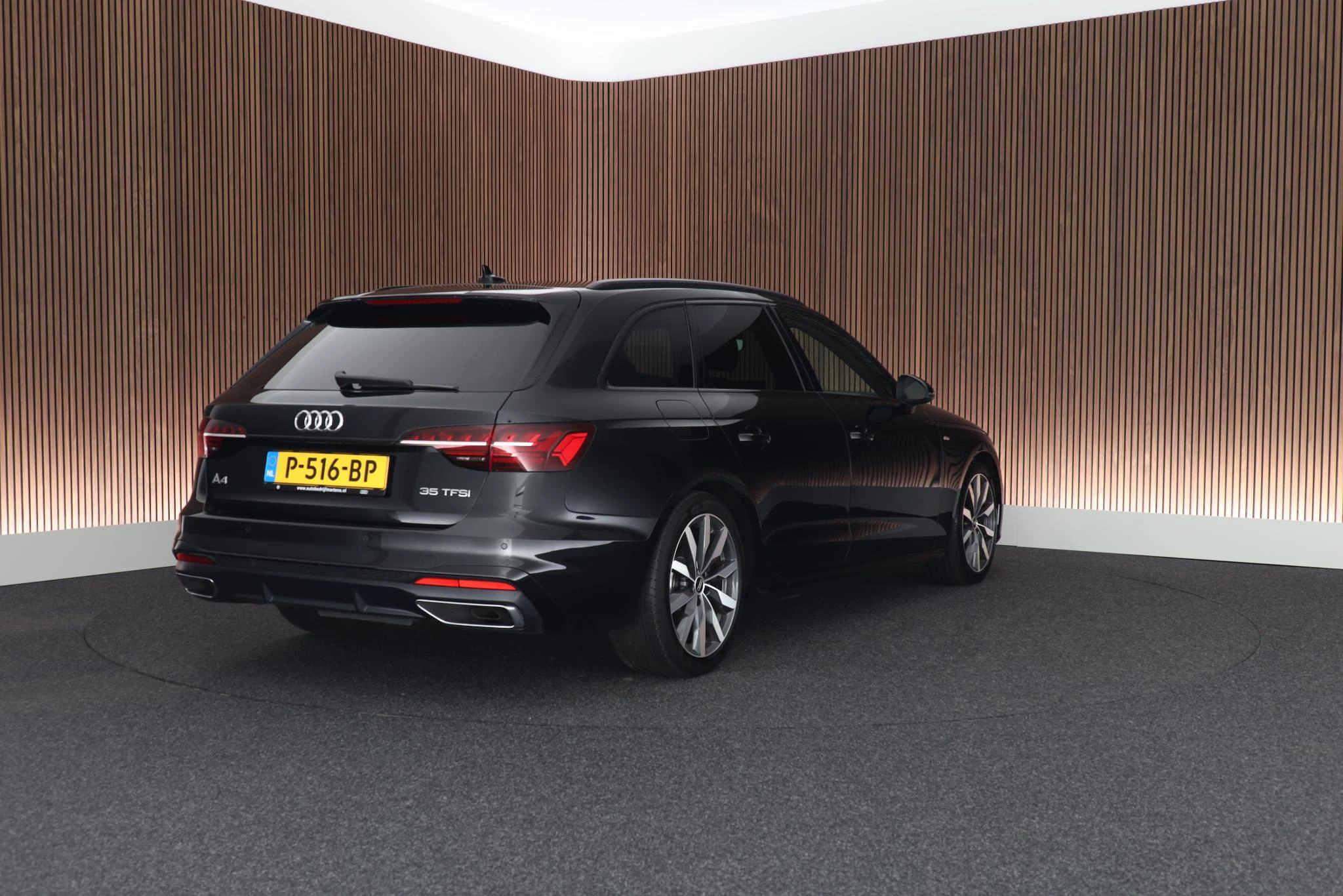 Hoofdafbeelding Audi A4