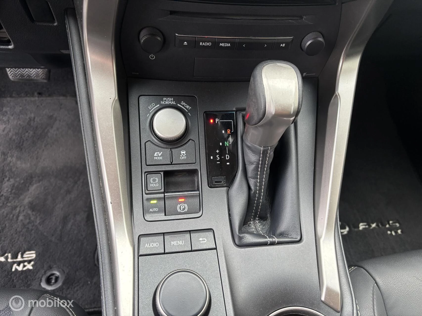 Hoofdafbeelding Lexus NX