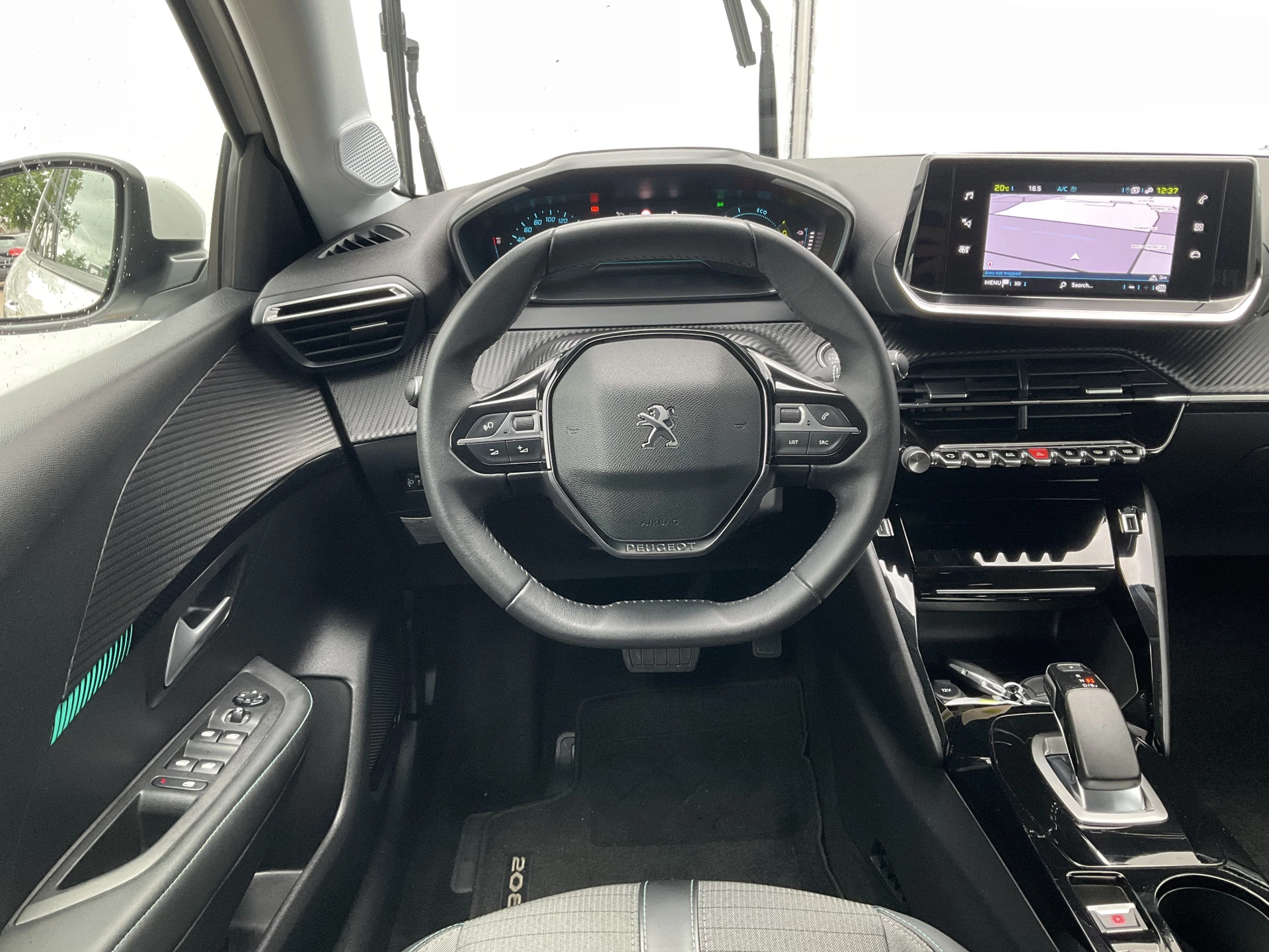 Hoofdafbeelding Peugeot e-208