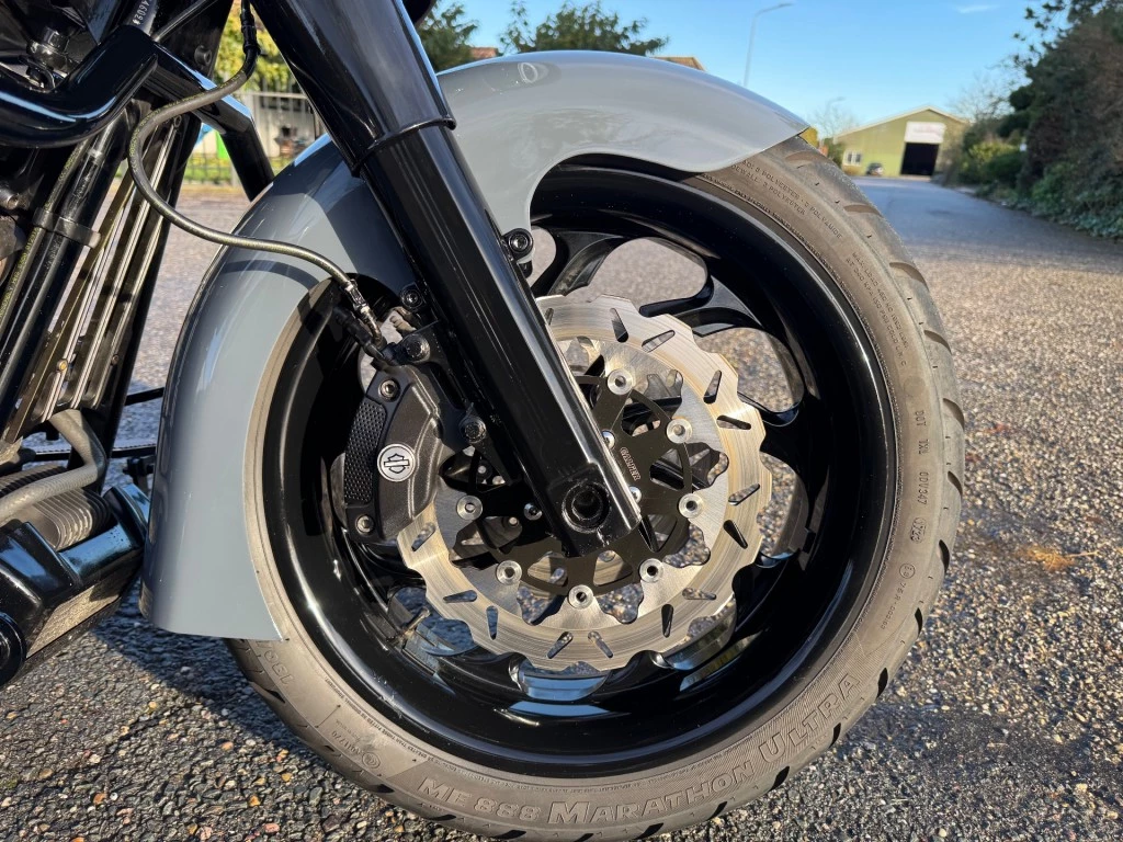 Hoofdafbeelding Harley-Davidson Street Glide