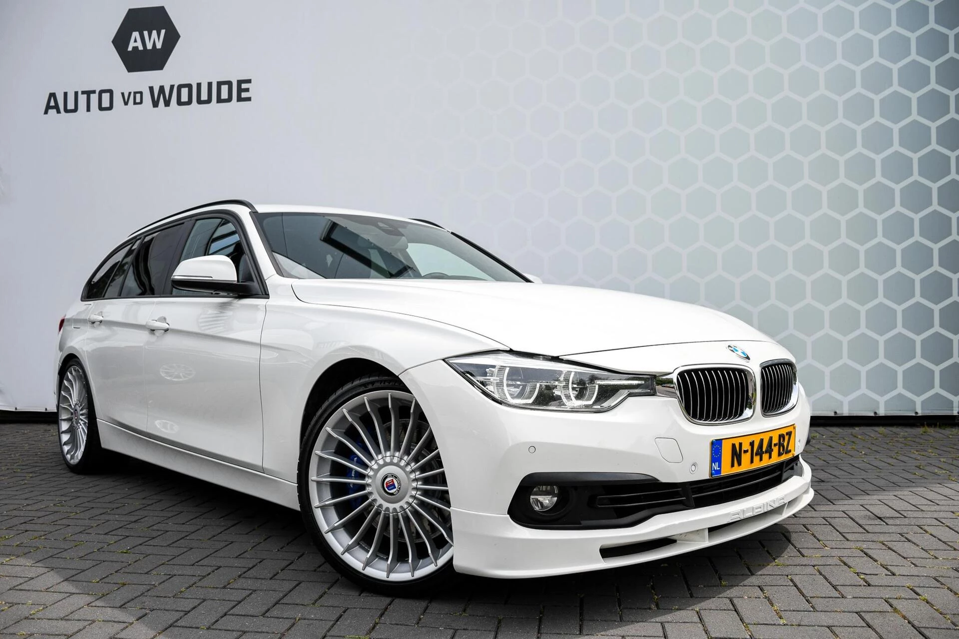 Hoofdafbeelding Alpina B3