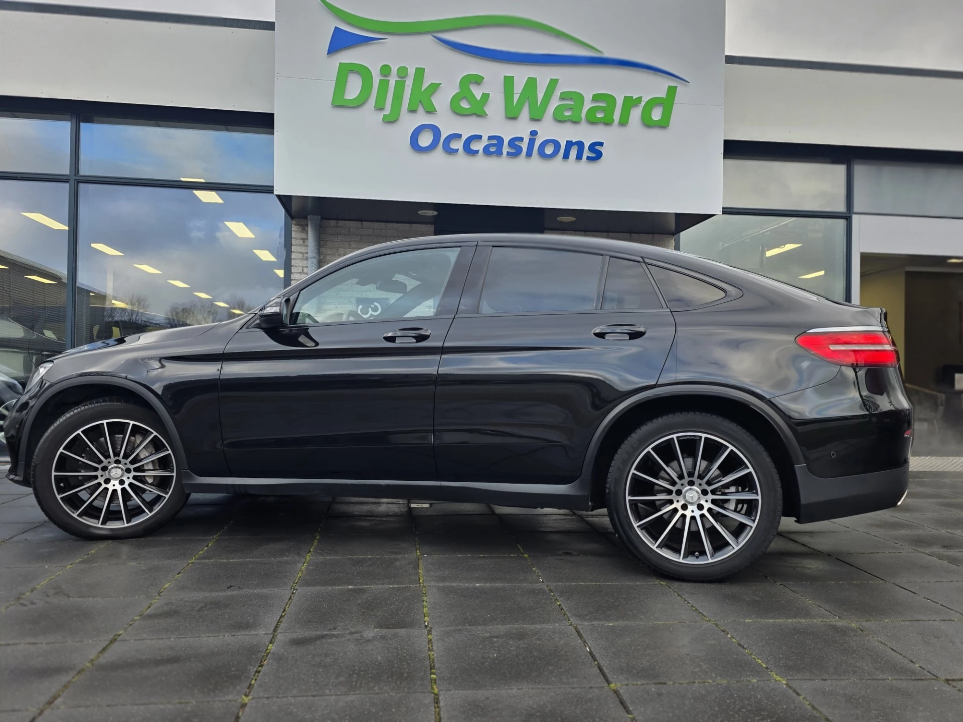 Hoofdafbeelding Mercedes-Benz GLC