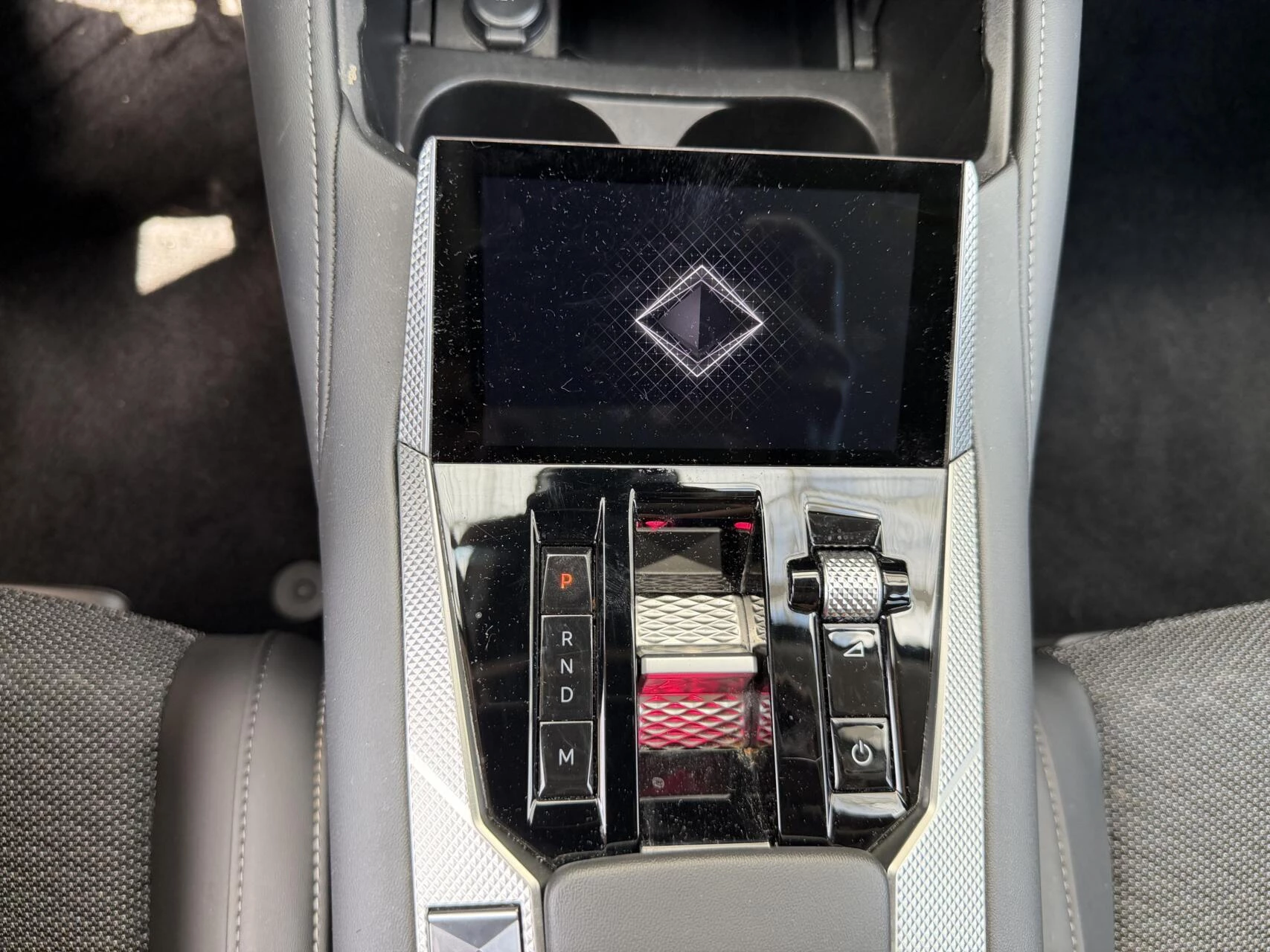 Hoofdafbeelding DS DS 4