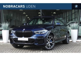 BMW X5 xDrive45e High Executive M Sport Automaat / Panoramadak / Trekhaak / Laserlight / Achteruitrijcamera / Soft-Close / Active Steering / Active Cruise Control  / Head-Up / Gesture Control