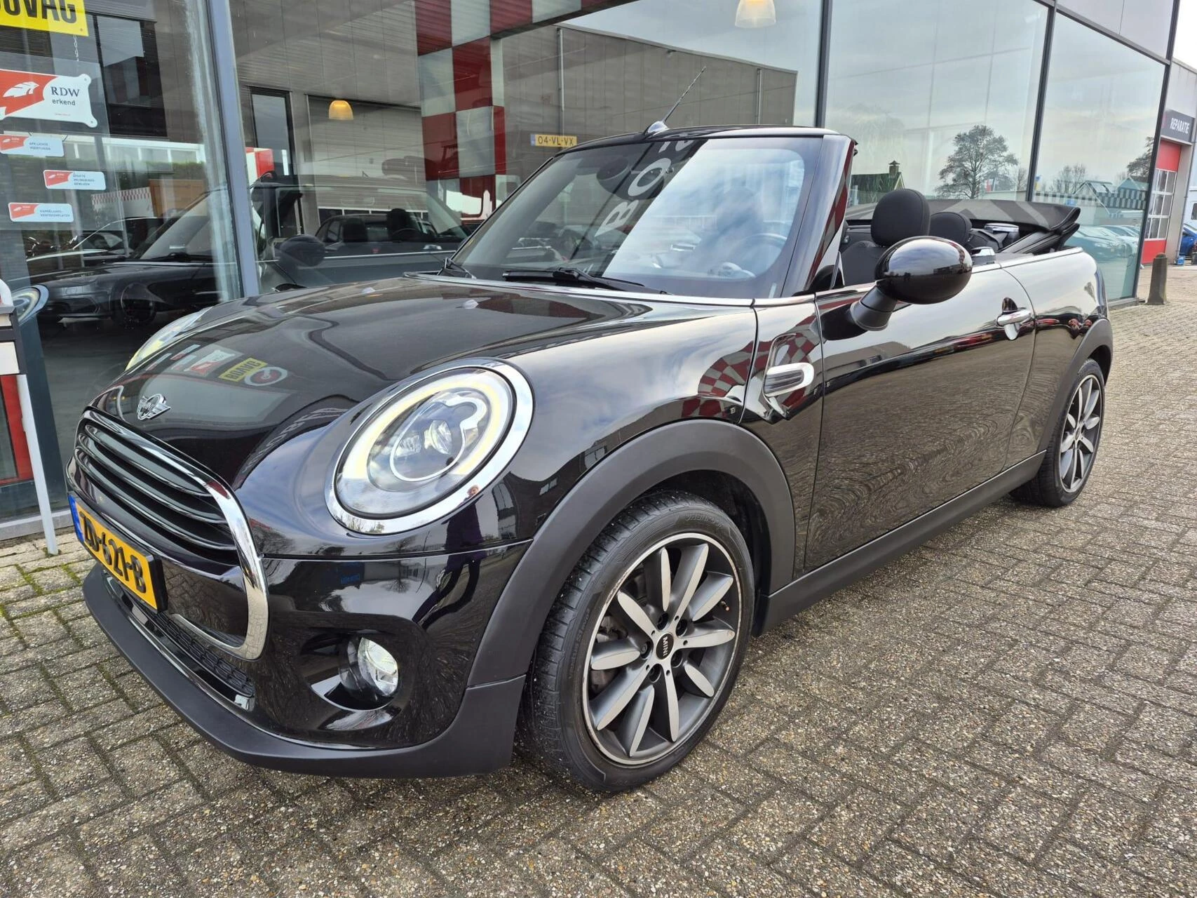 Hoofdafbeelding MINI Cooper Cabrio