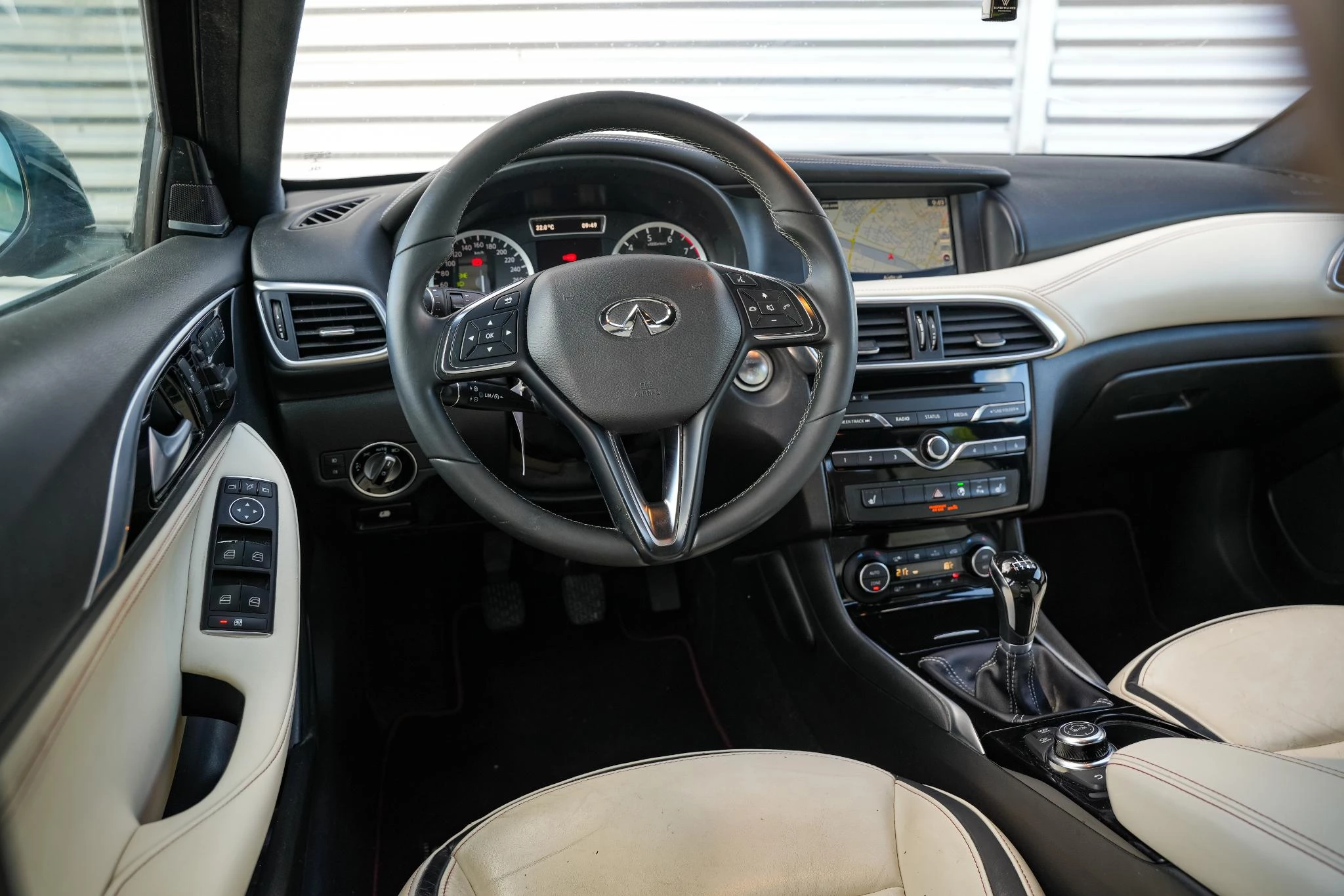 Hoofdafbeelding Infiniti Q