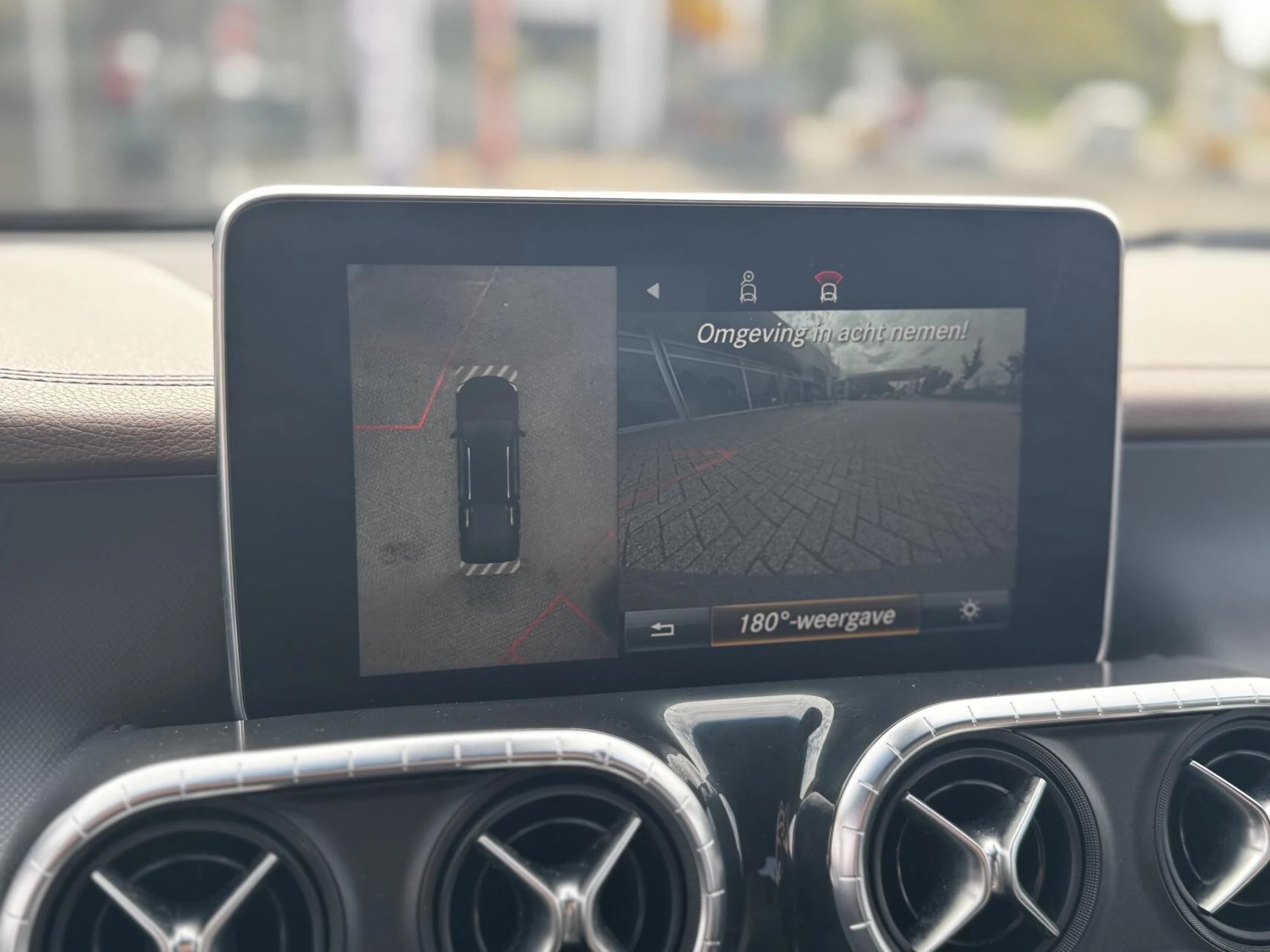 Hoofdafbeelding Mercedes-Benz X-Klasse