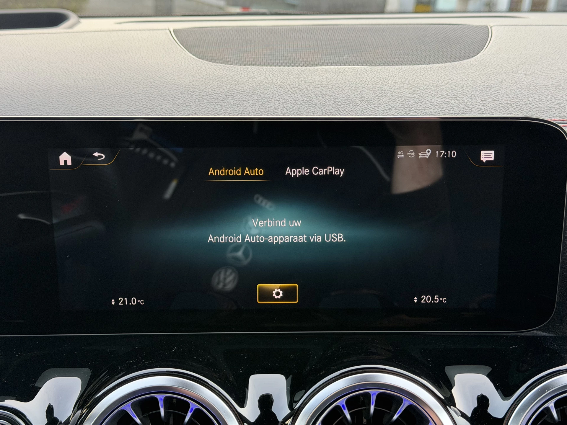 Hoofdafbeelding Mercedes-Benz EQA