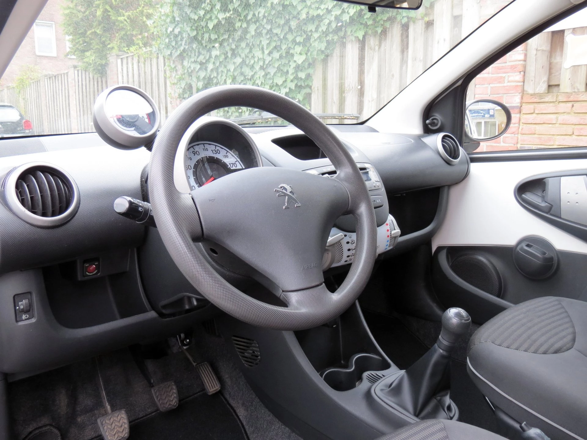 Hoofdafbeelding Peugeot 107