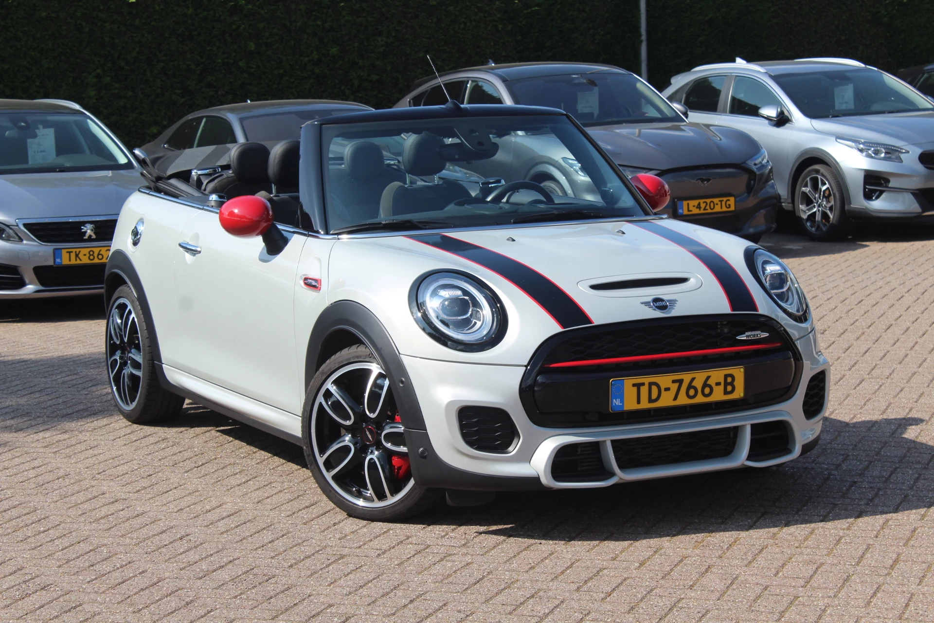 Hoofdafbeelding MINI Cooper Cabrio