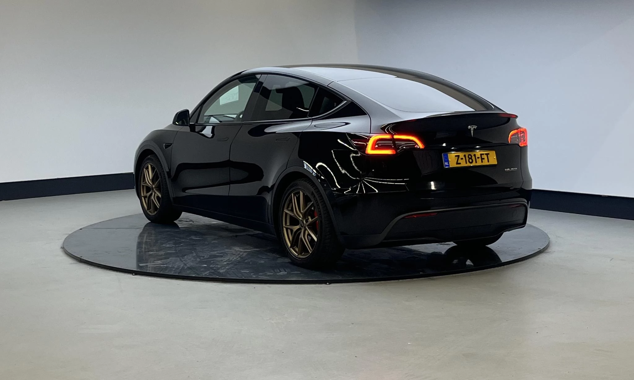 Hoofdafbeelding Tesla Model Y