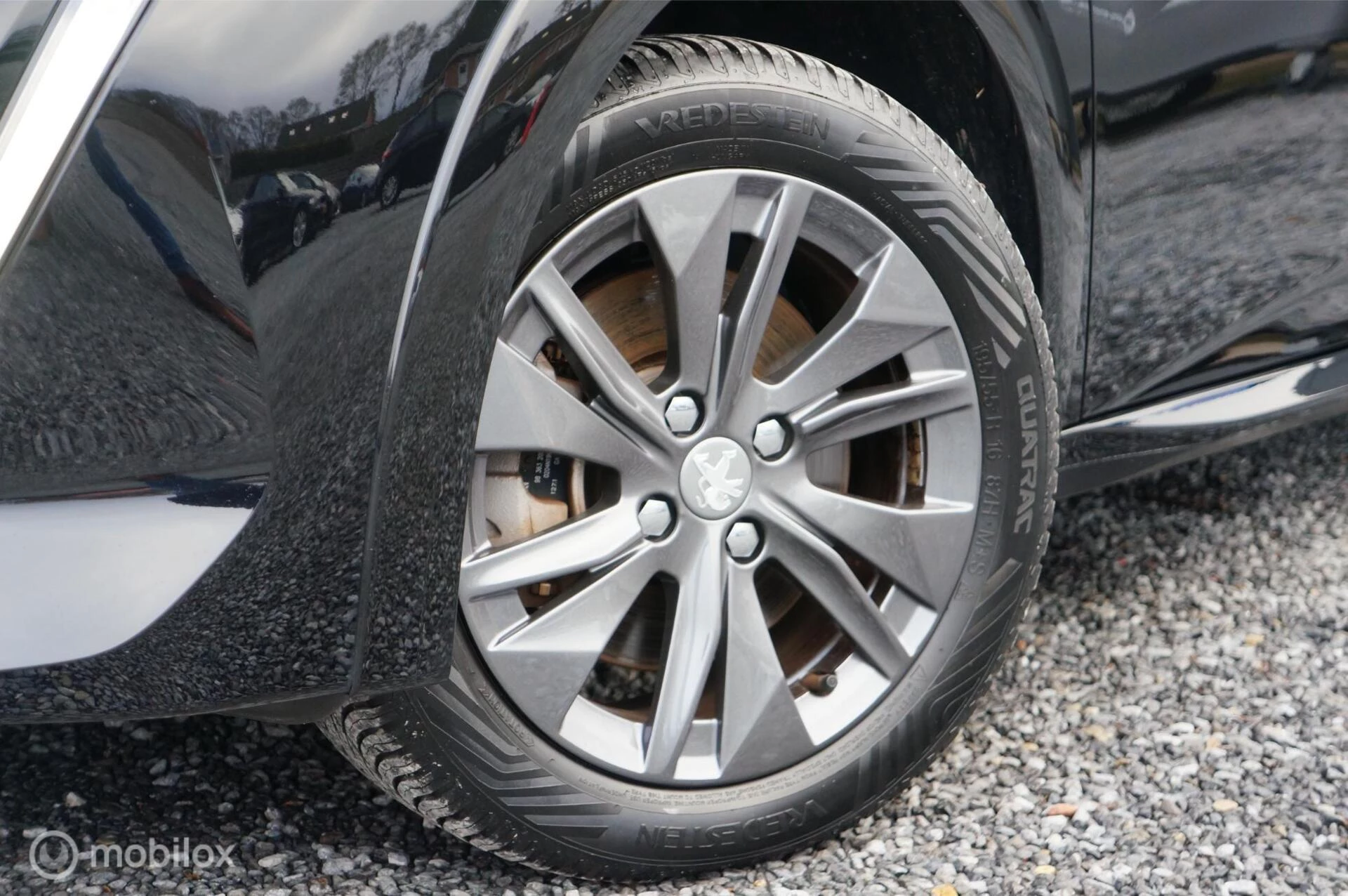 Hoofdafbeelding Peugeot e-208