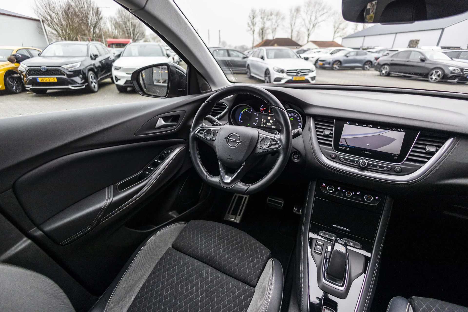 Hoofdafbeelding Opel Grandland X