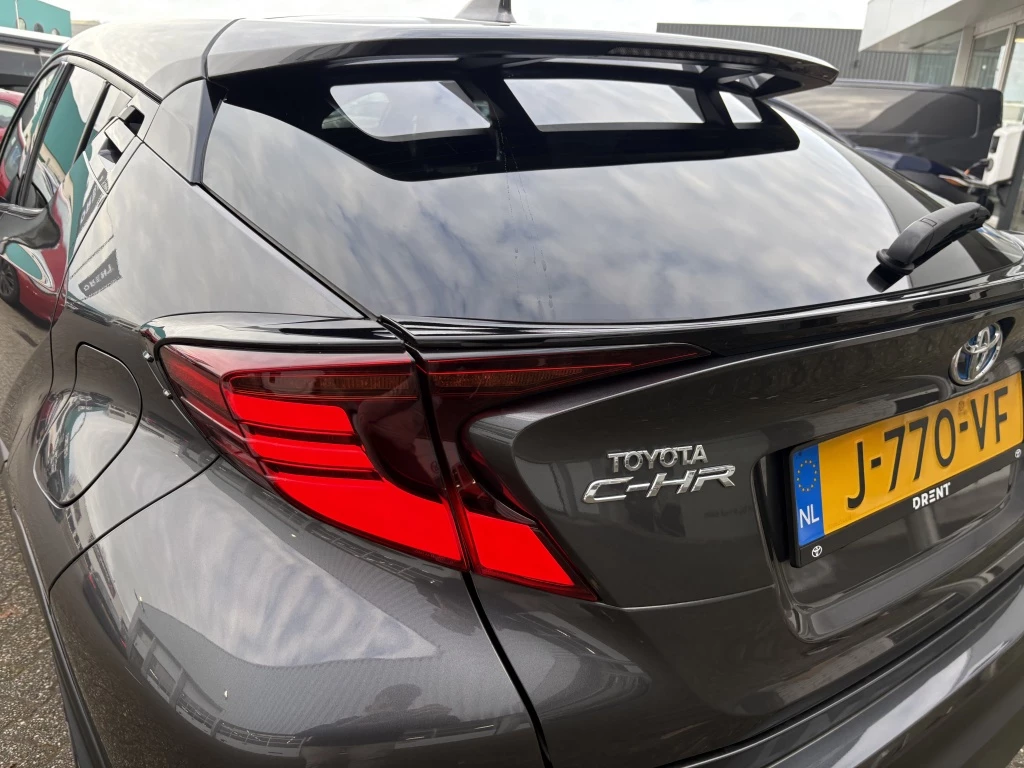 Hoofdafbeelding Toyota C-HR