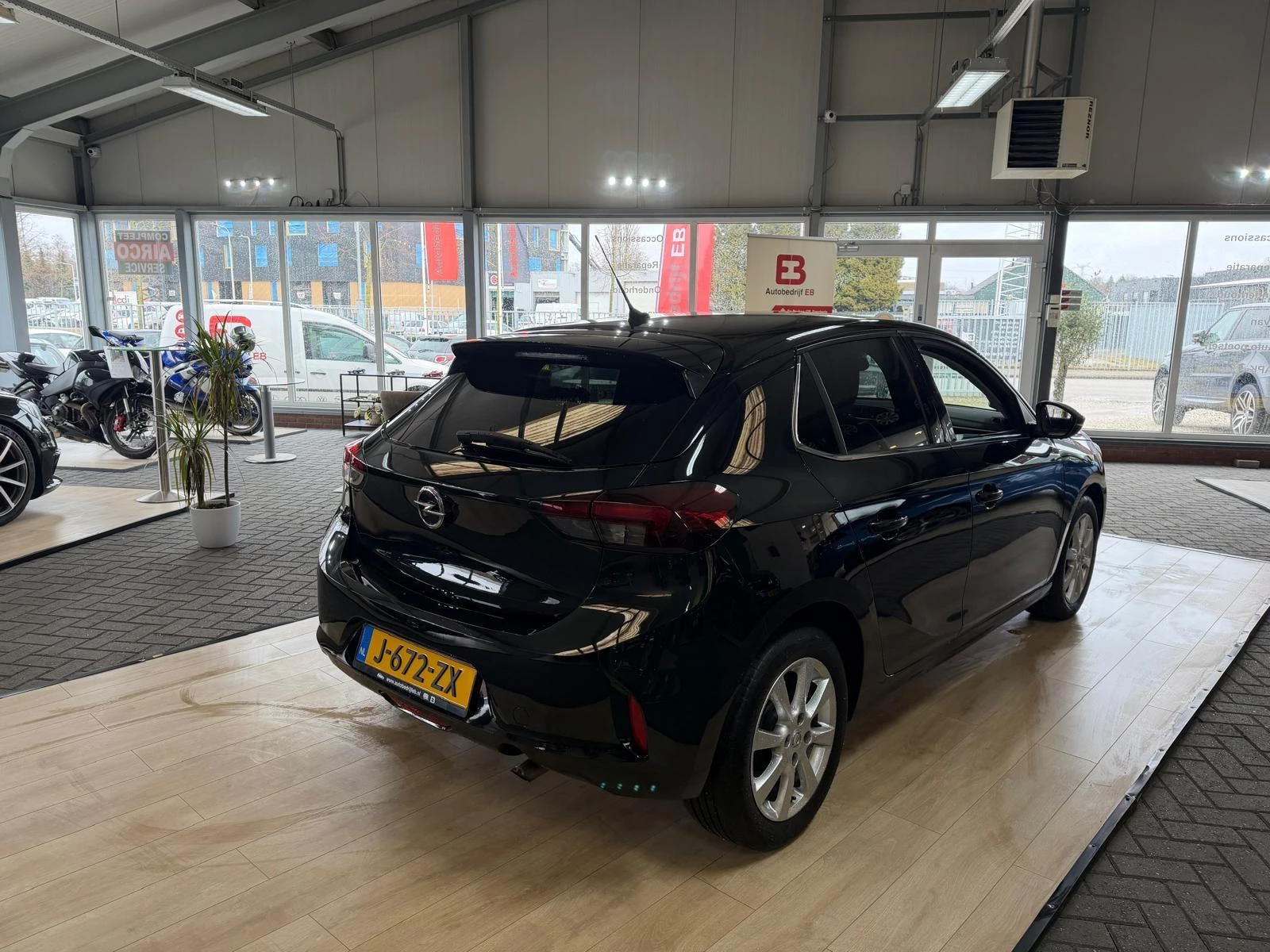 Hoofdafbeelding Opel Corsa