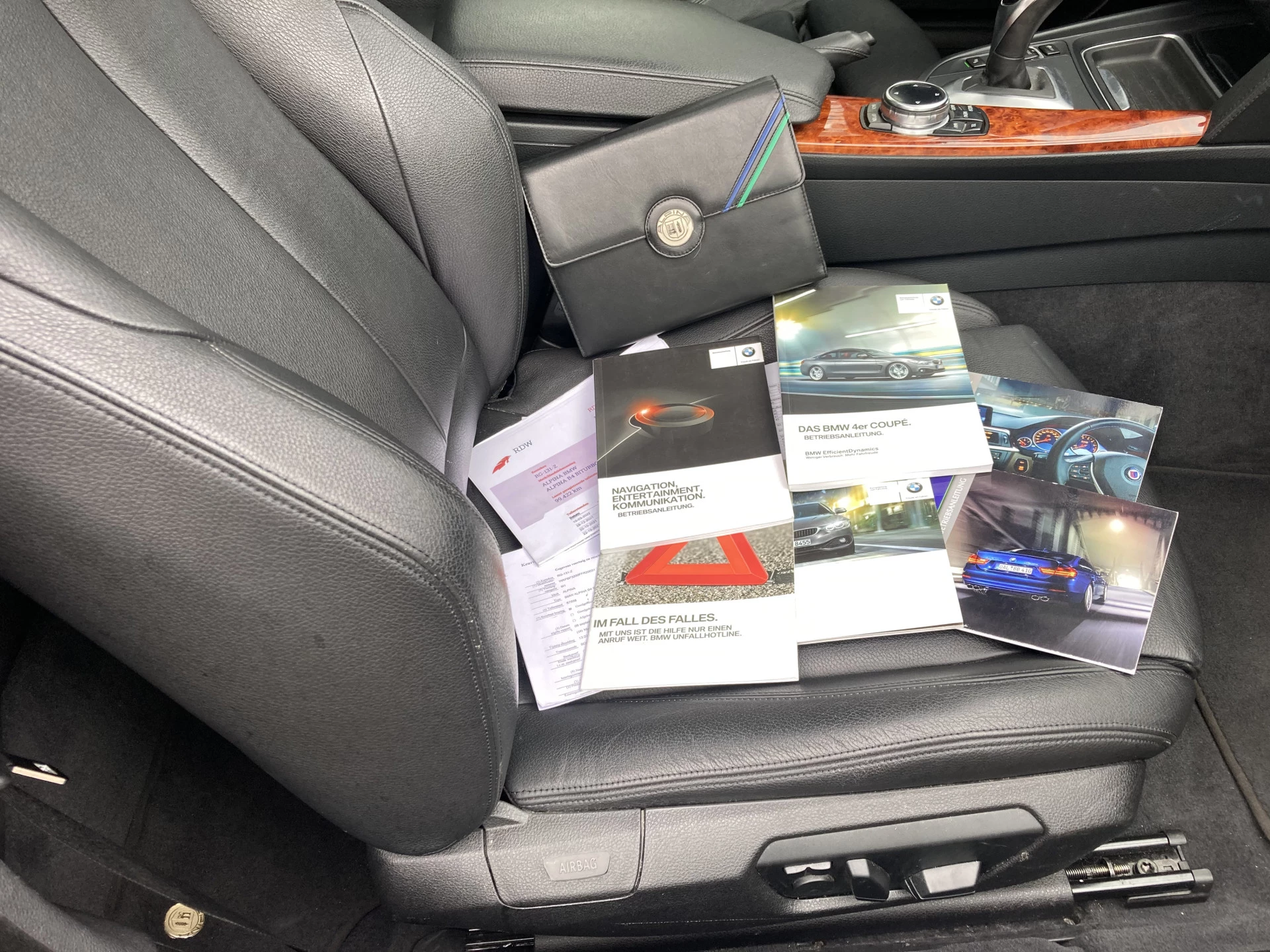 Hoofdafbeelding Alpina B4