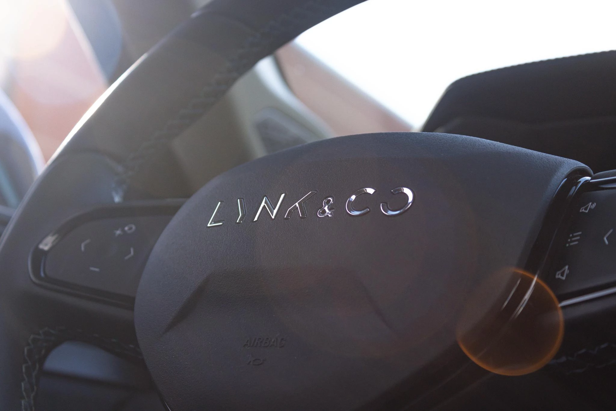 Hoofdafbeelding Lynk & Co 01