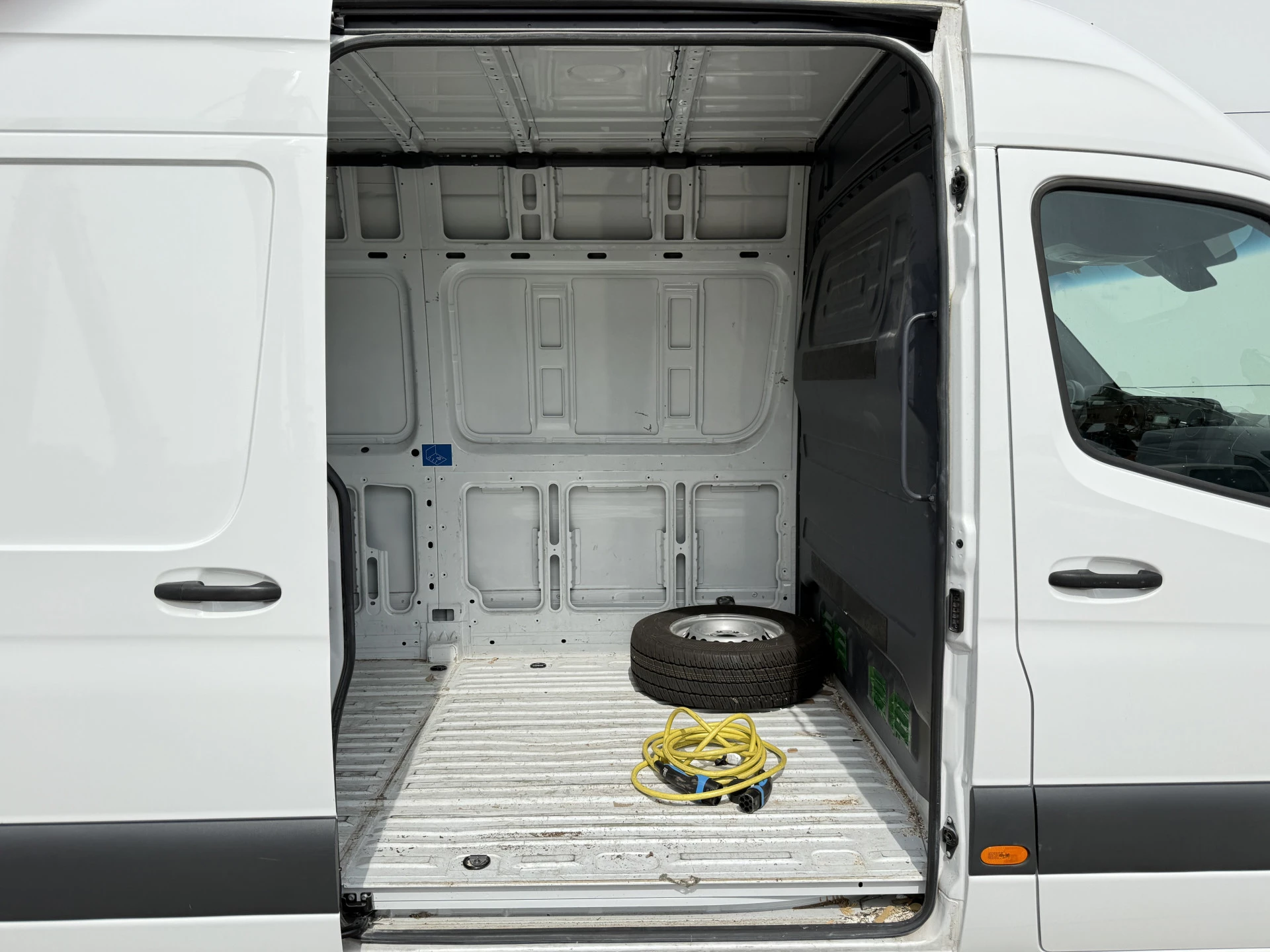 Hoofdafbeelding Mercedes-Benz eSprinter
