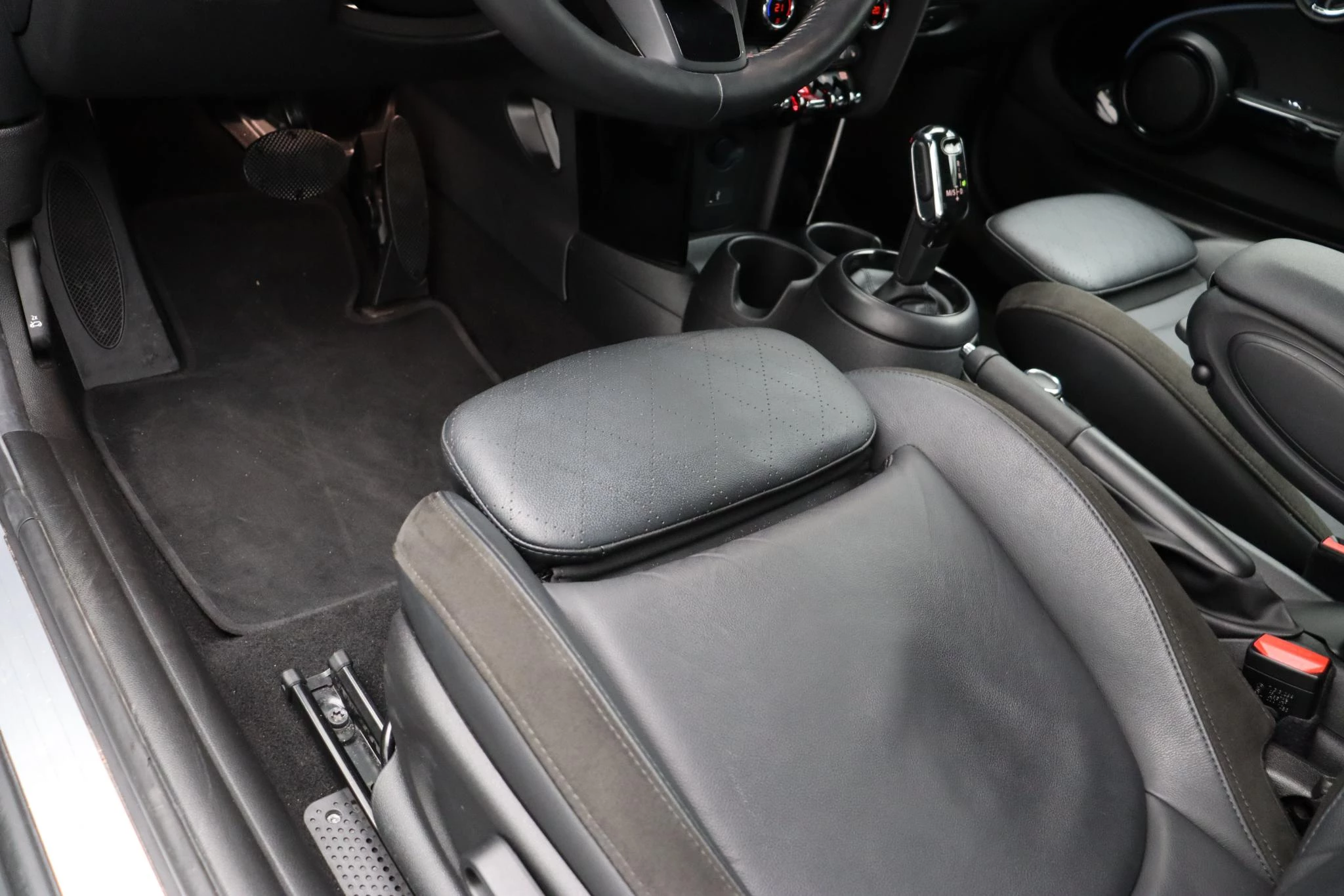 Hoofdafbeelding MINI Cooper Cabrio