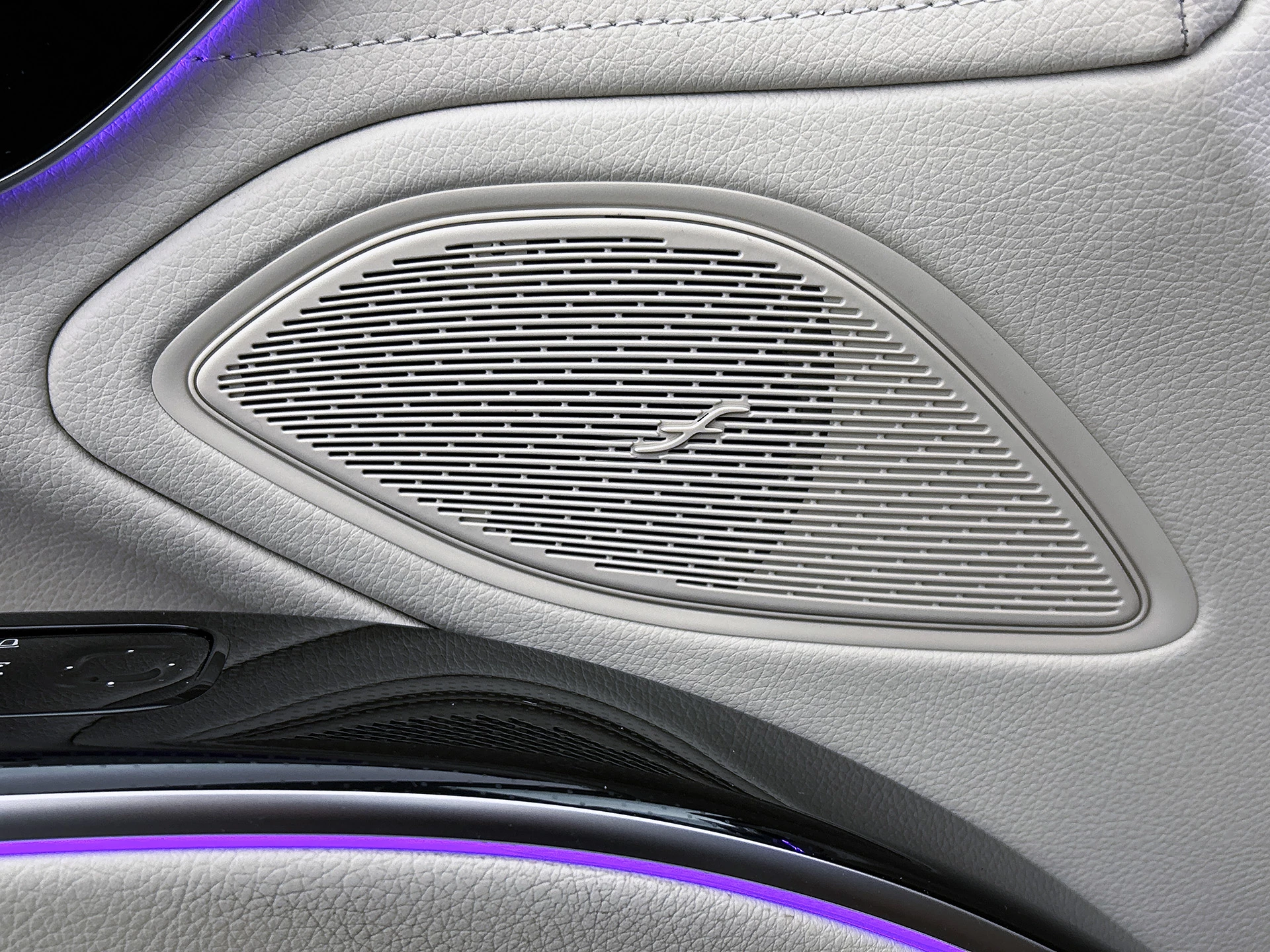 Hoofdafbeelding Mercedes-Benz EQS