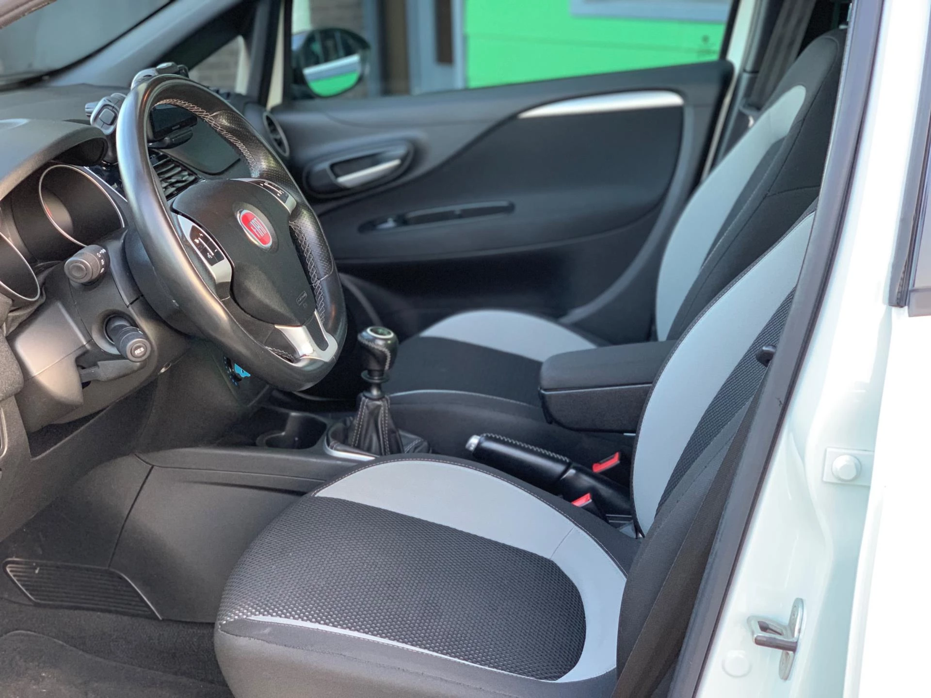 Hoofdafbeelding Fiat Punto