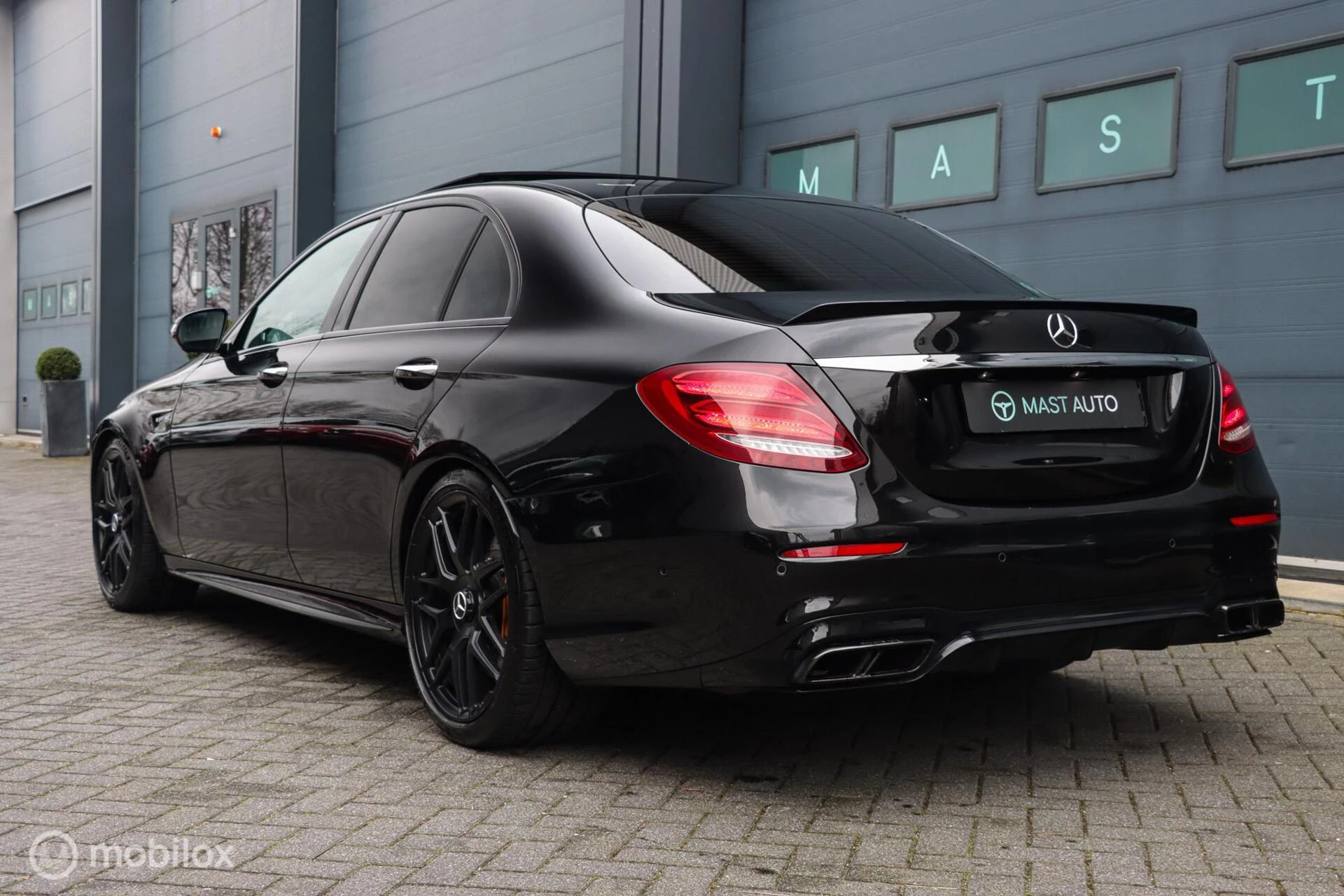 Hoofdafbeelding Mercedes-Benz E-Klasse