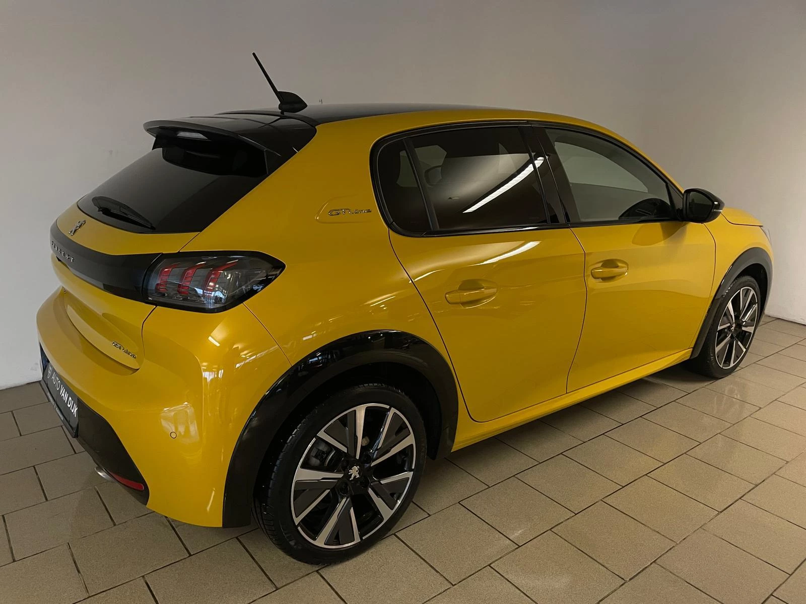 Hoofdafbeelding Peugeot 208