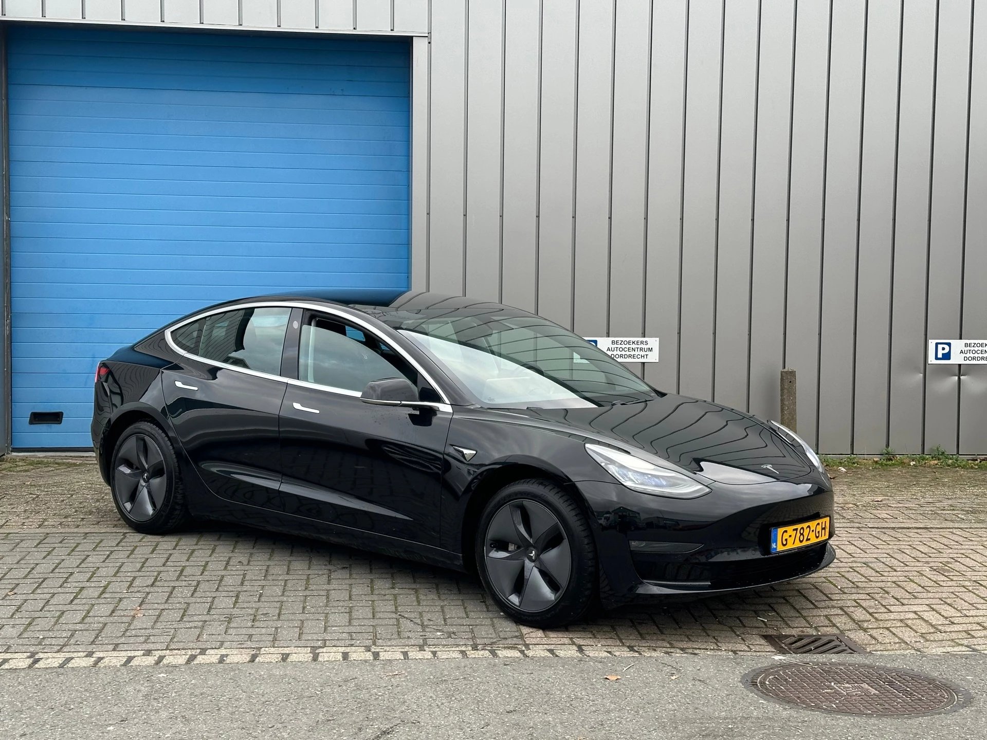 Hoofdafbeelding Tesla Model 3