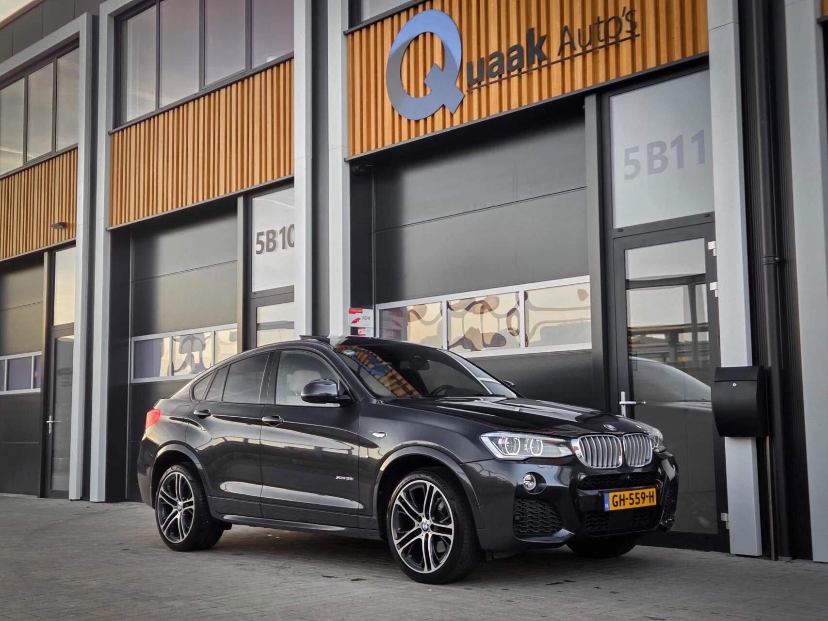 Hoofdafbeelding BMW X4
