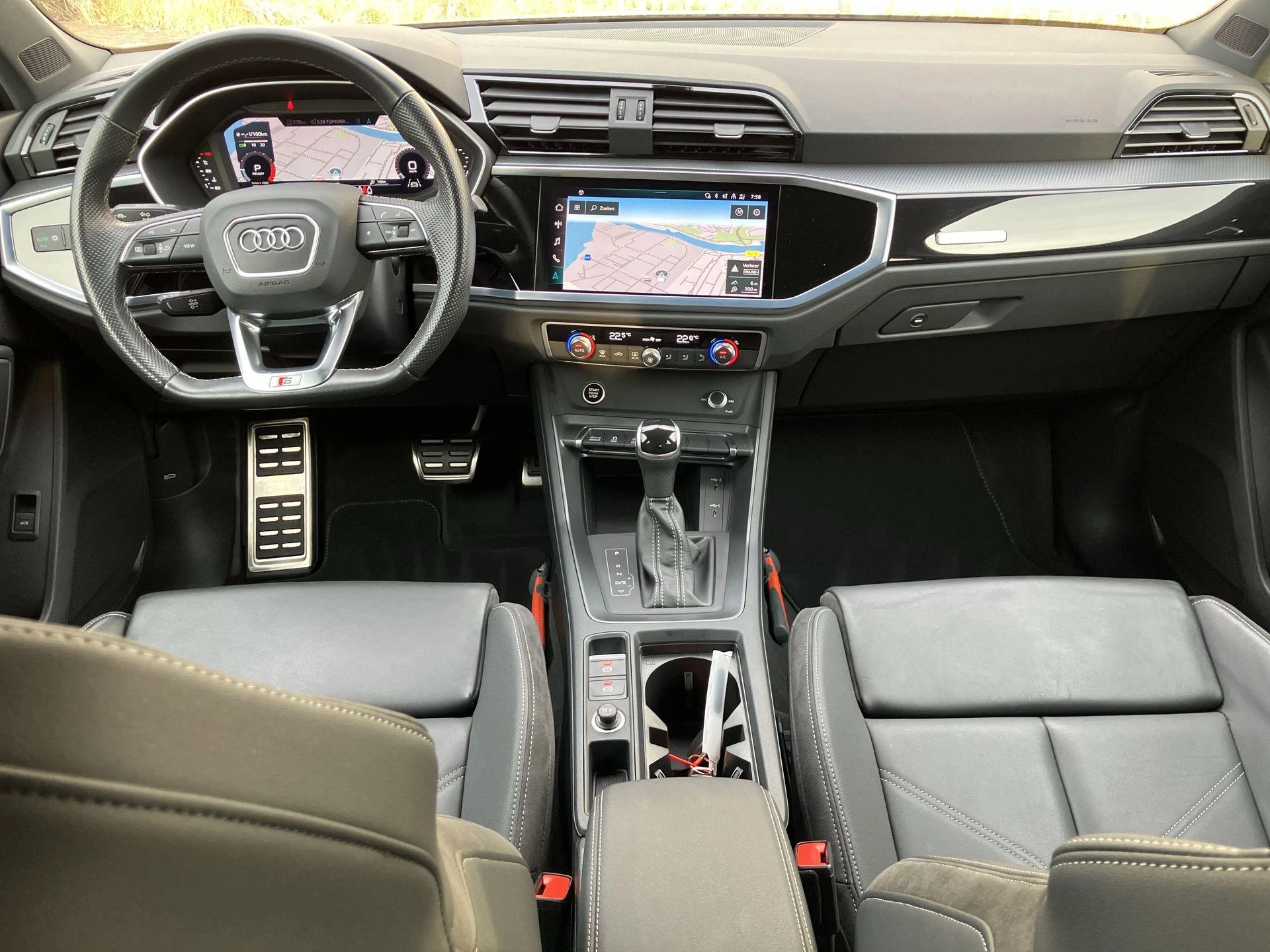 Hoofdafbeelding Audi Q3