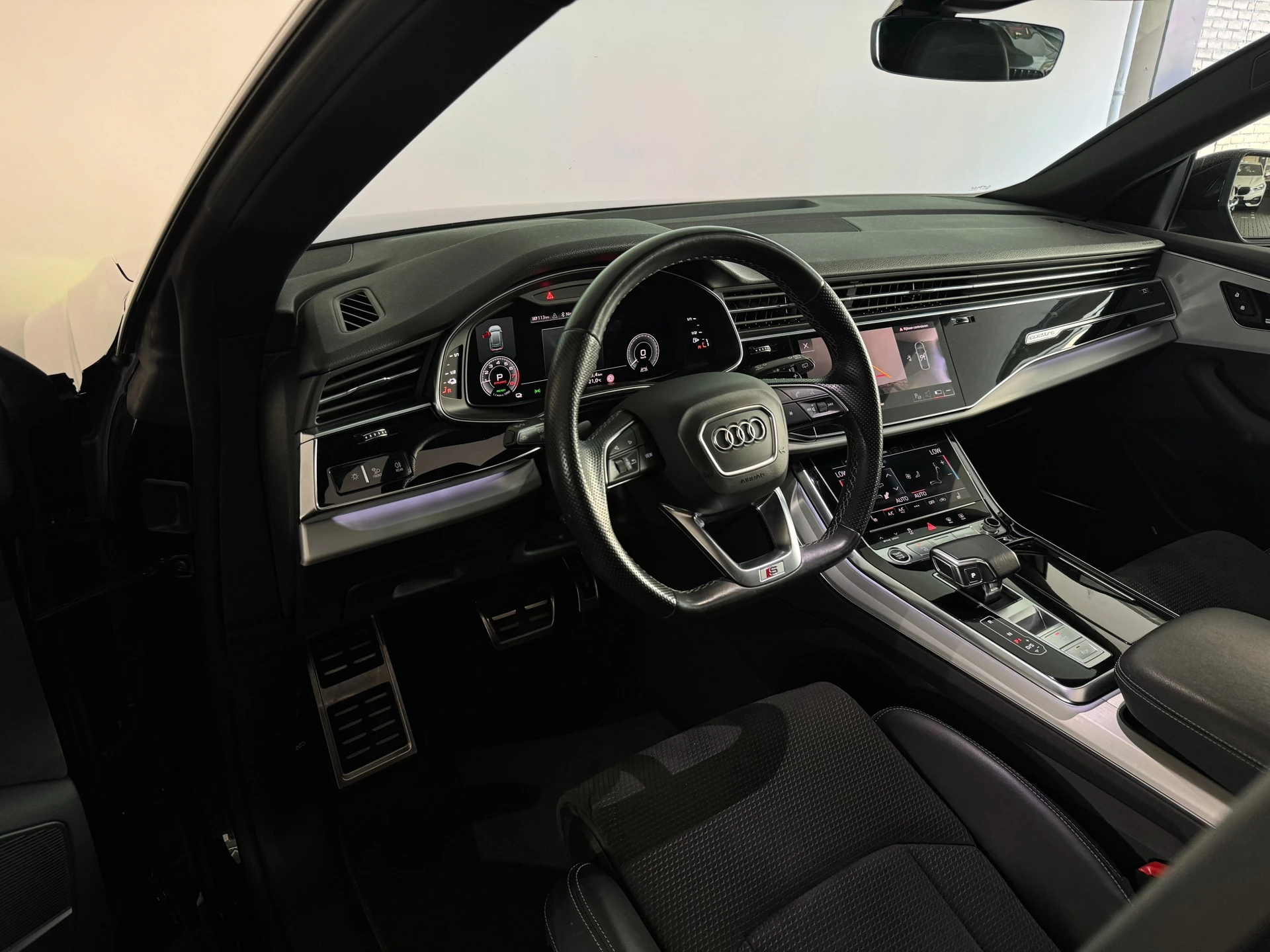 Hoofdafbeelding Audi Q8