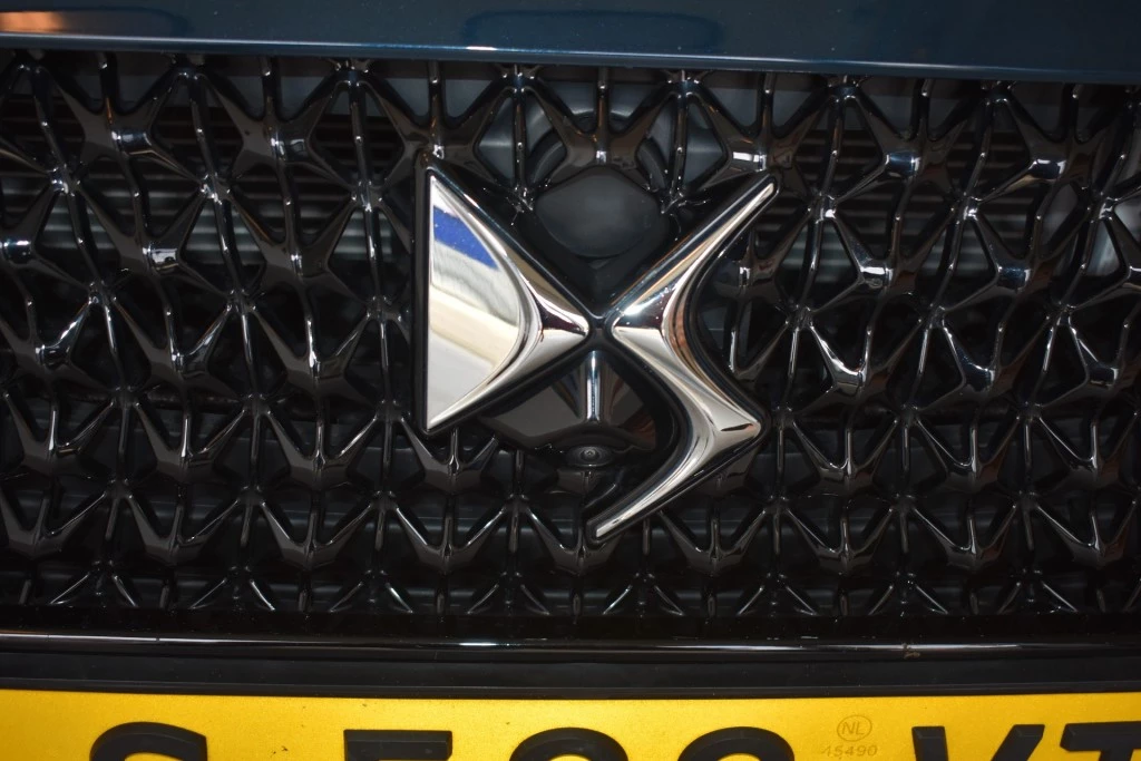 Hoofdafbeelding DS DS 9