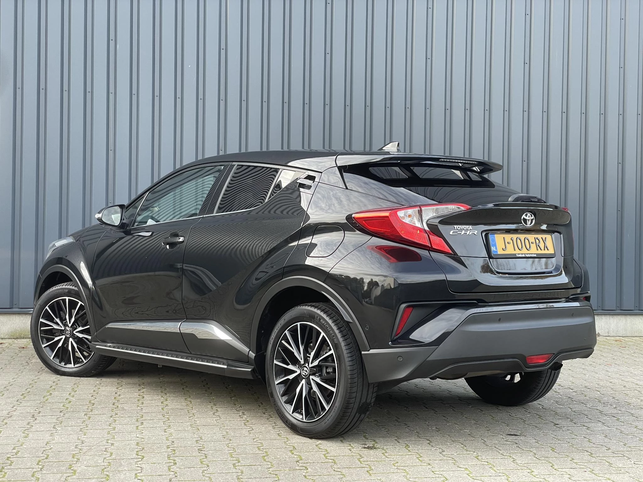 Hoofdafbeelding Toyota C-HR