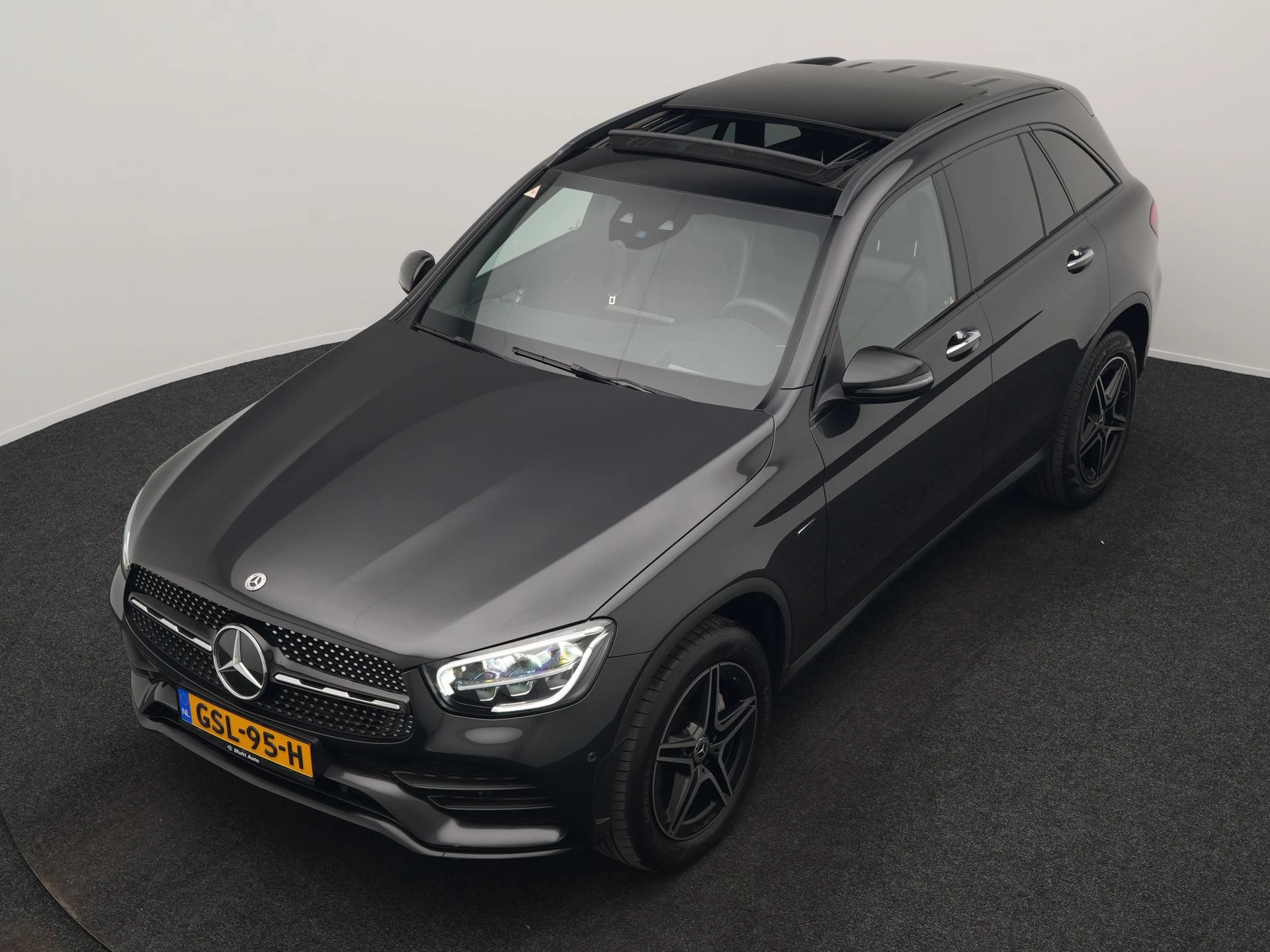 Hoofdafbeelding Mercedes-Benz GLC