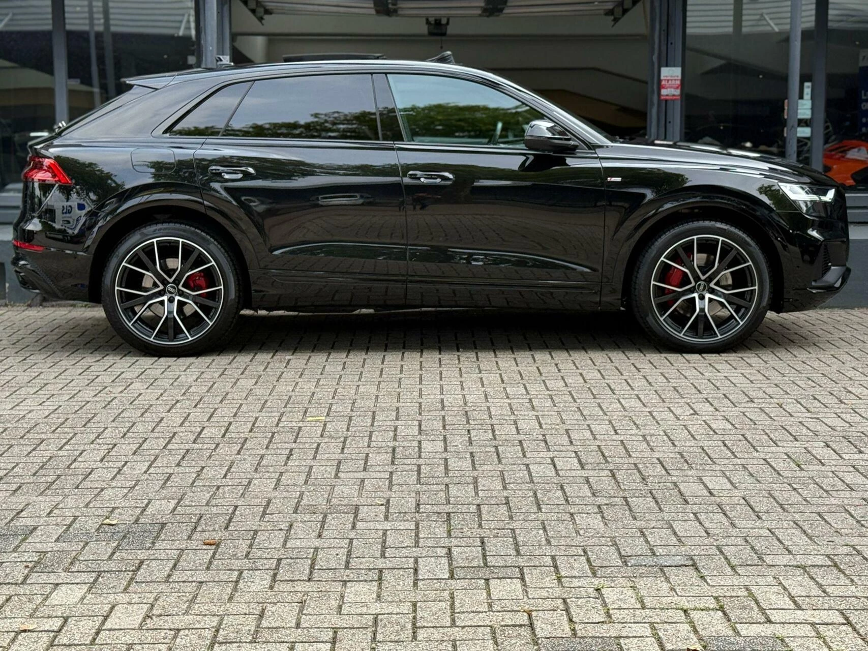 Hoofdafbeelding Audi Q8