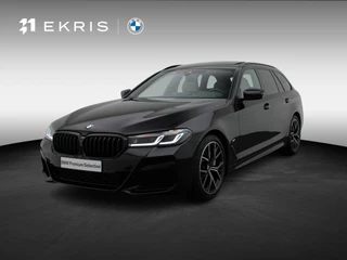BMW 5 Serie Touring 540i xDrive M Sportpakket | Comfortstoelen | Panoramadak | Achterruitrijcamera | 19"
