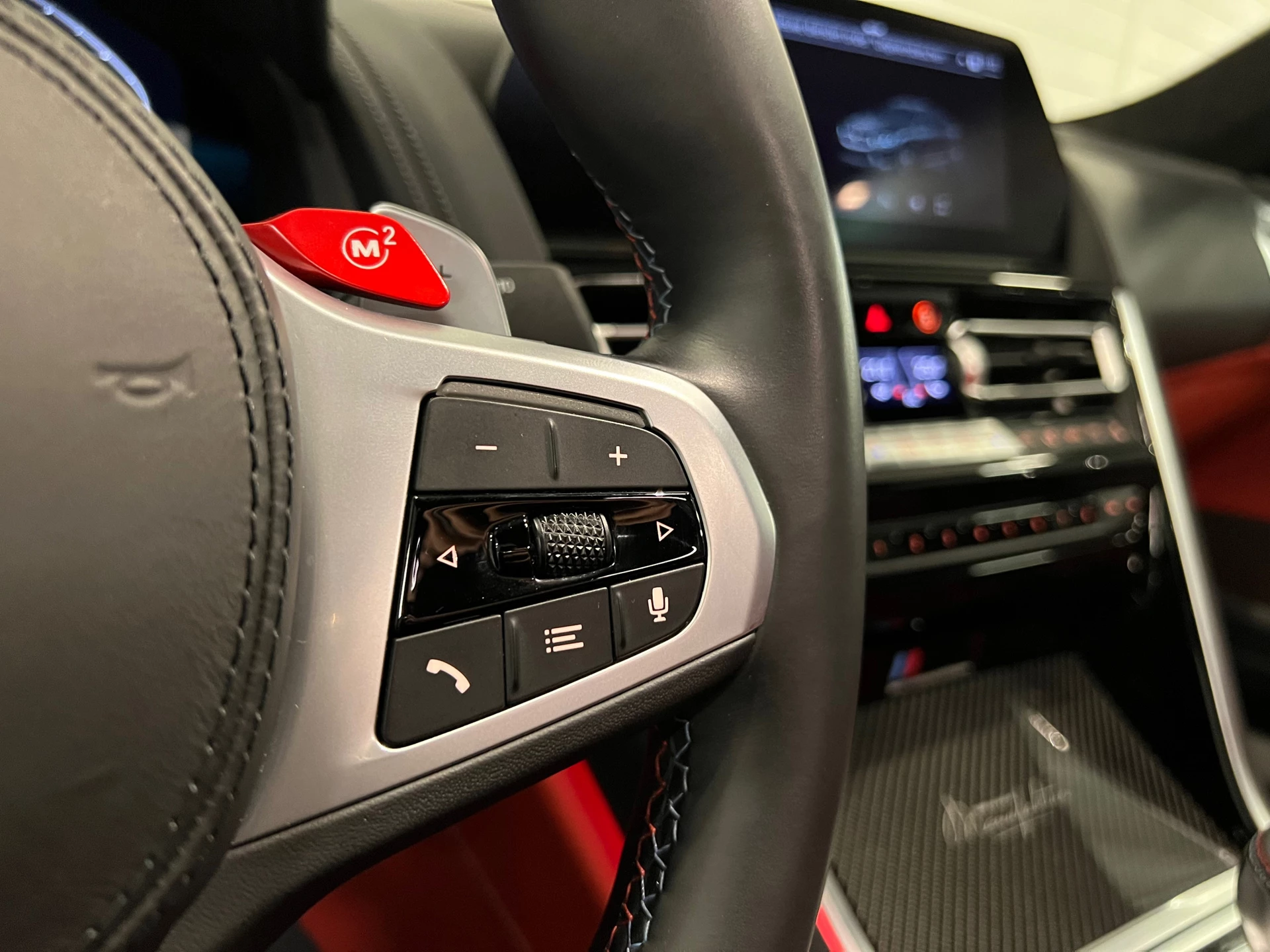 Hoofdafbeelding BMW M8