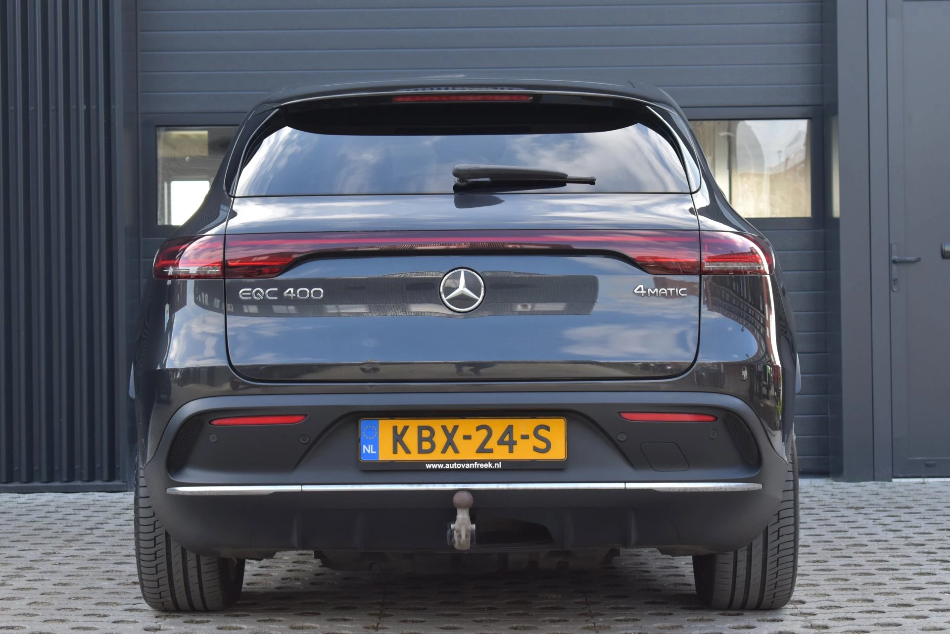 Hoofdafbeelding Mercedes-Benz EQC