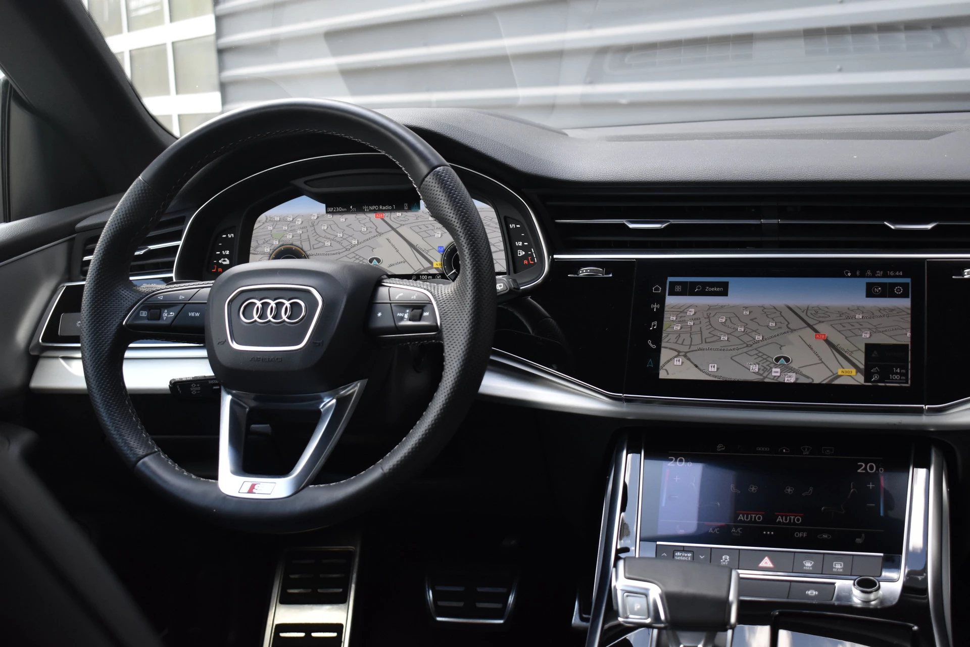 Hoofdafbeelding Audi Q8