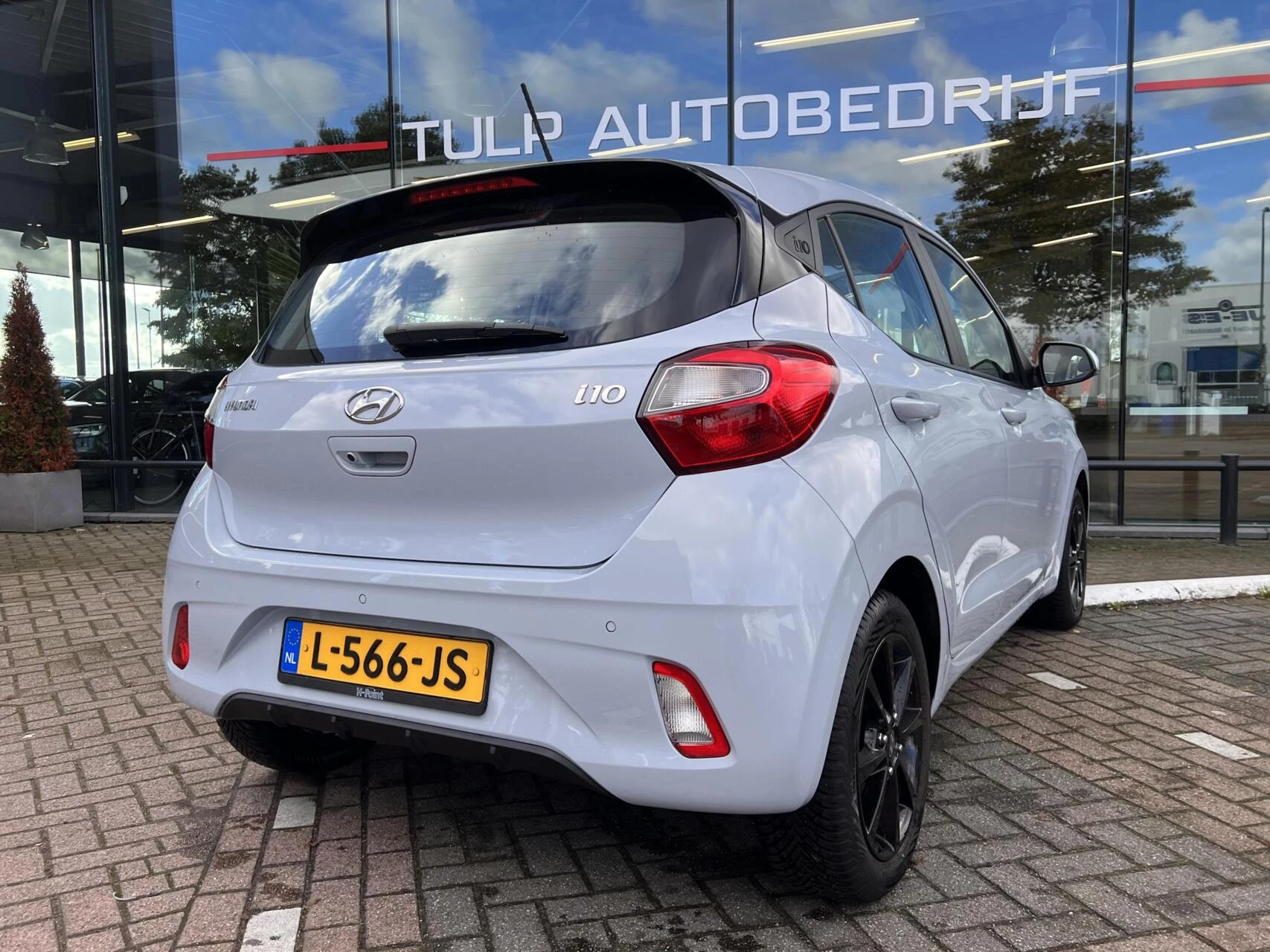 Hoofdafbeelding Hyundai i10