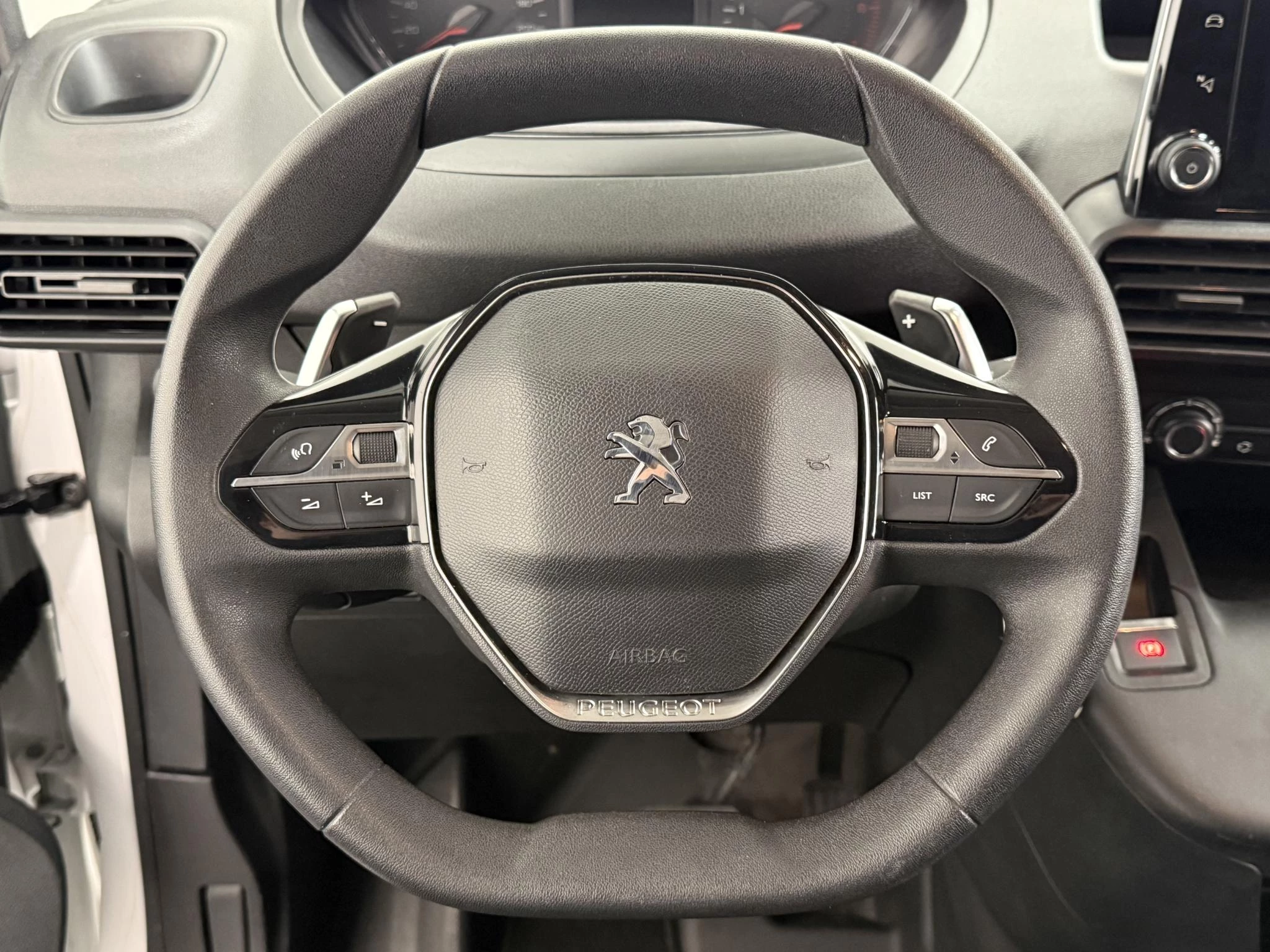 Hoofdafbeelding Peugeot Partner