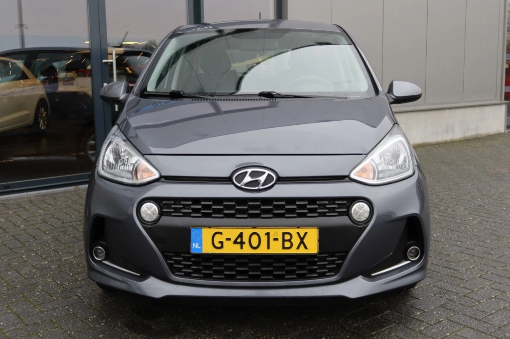 Hoofdafbeelding Hyundai i10