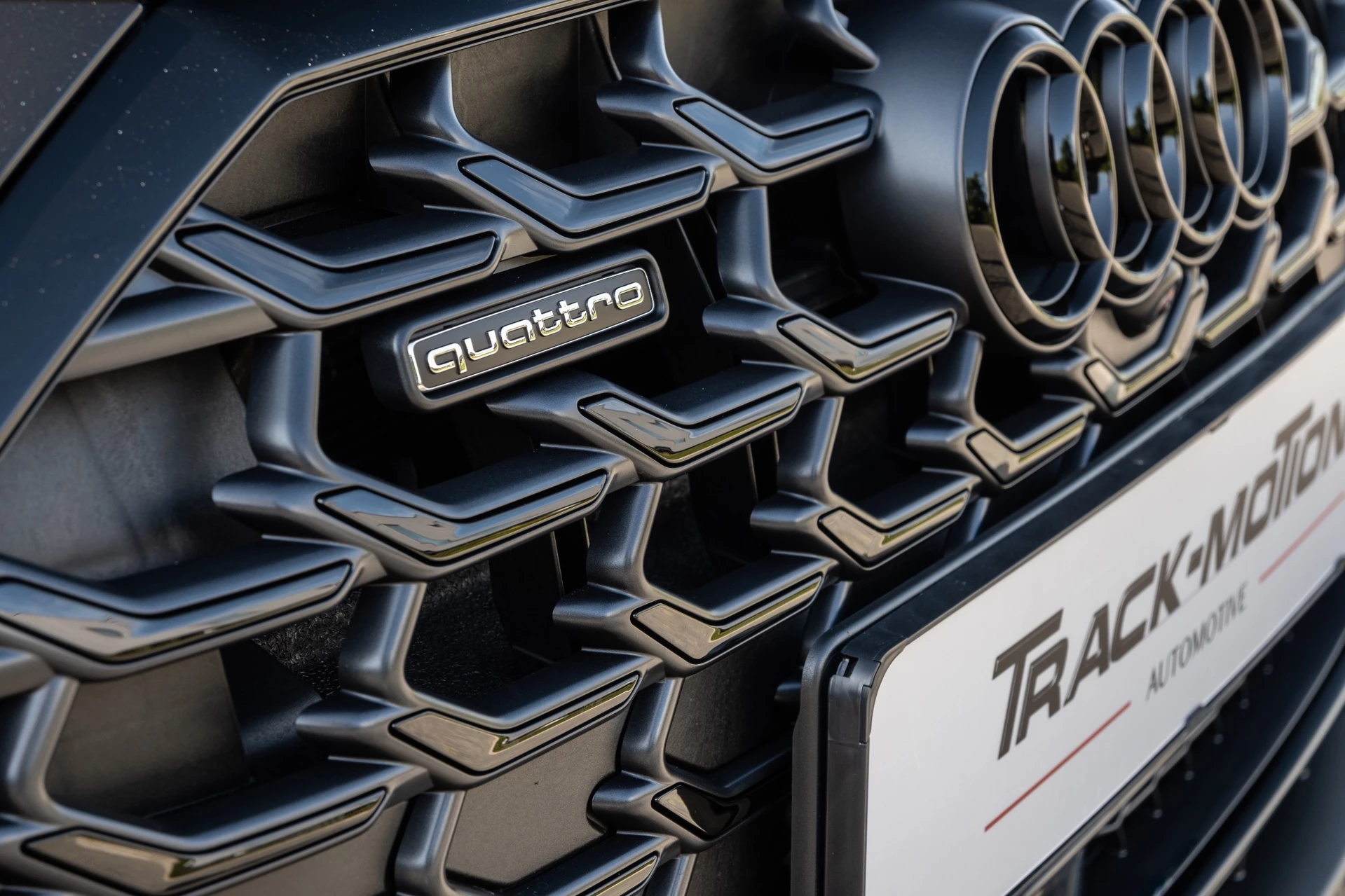 Hoofdafbeelding Audi A8