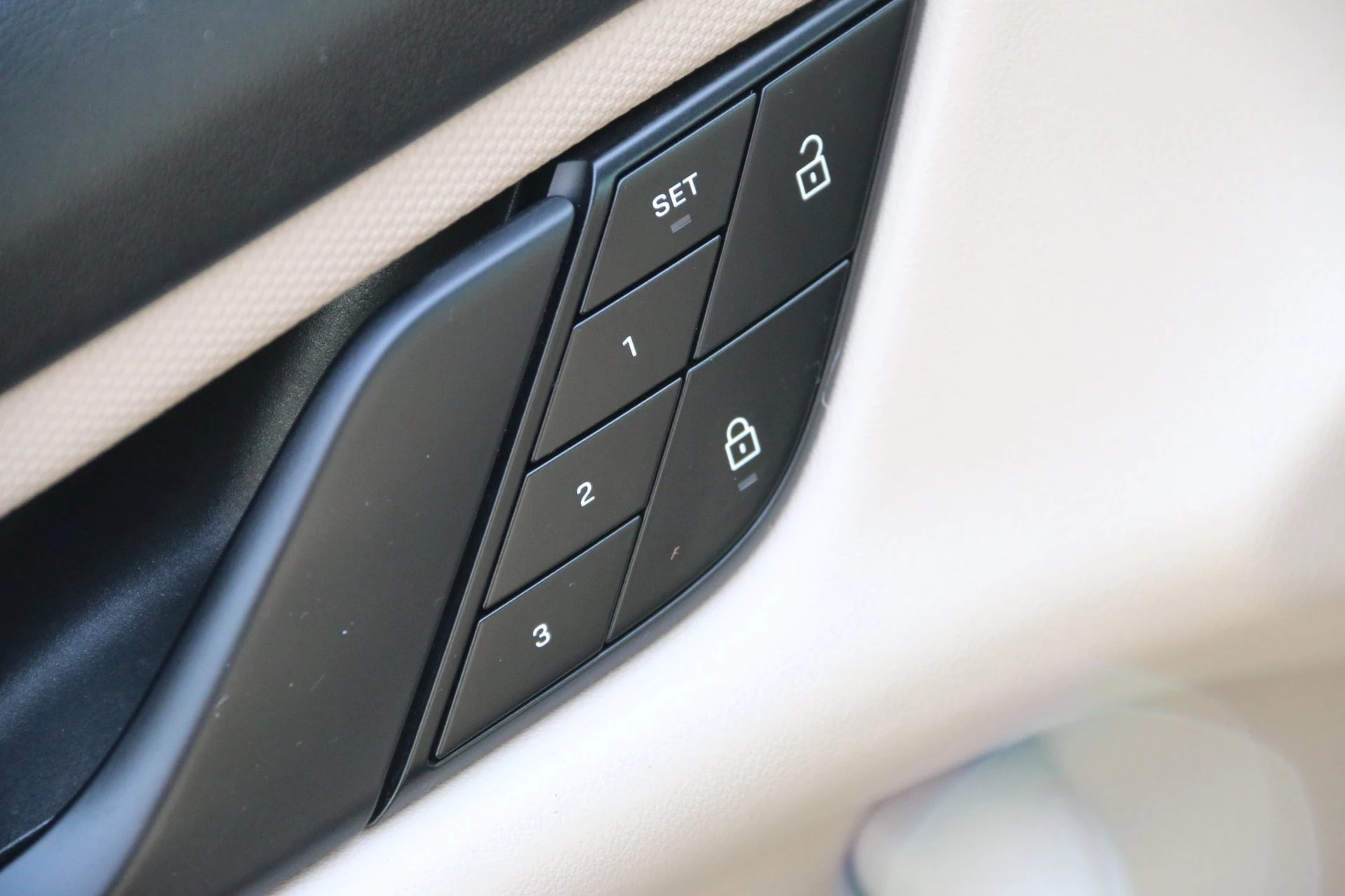 Hoofdafbeelding Porsche Taycan