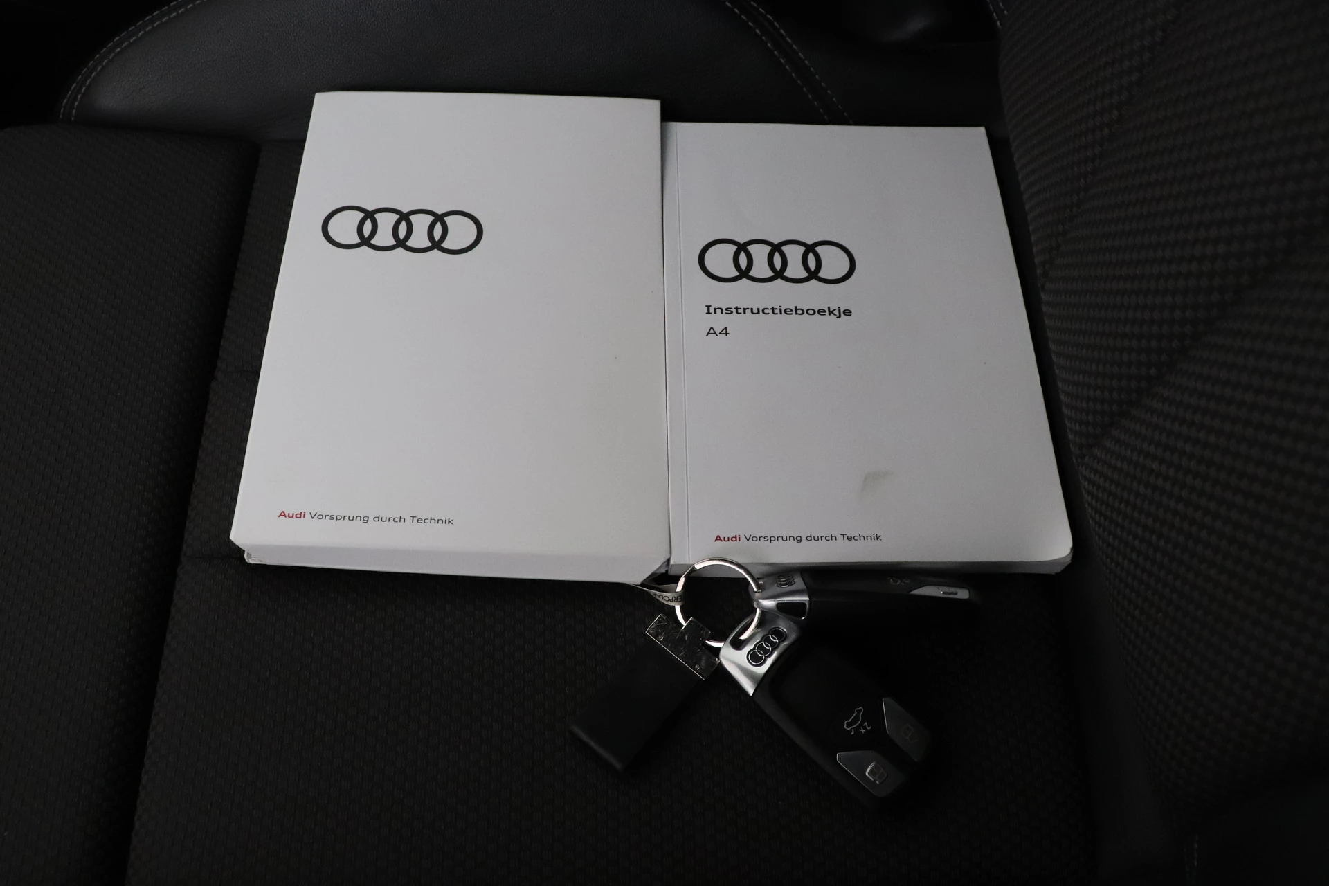 Hoofdafbeelding Audi A4