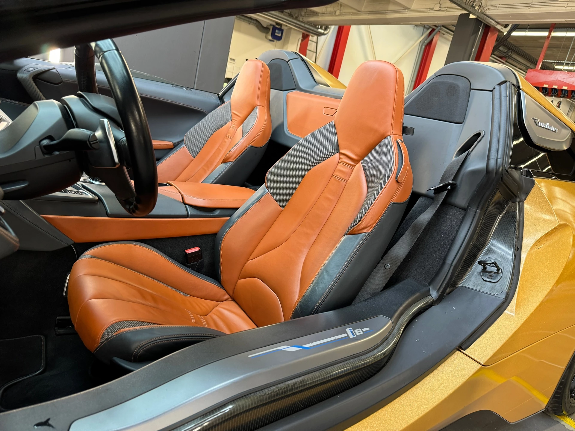 Hoofdafbeelding BMW i8