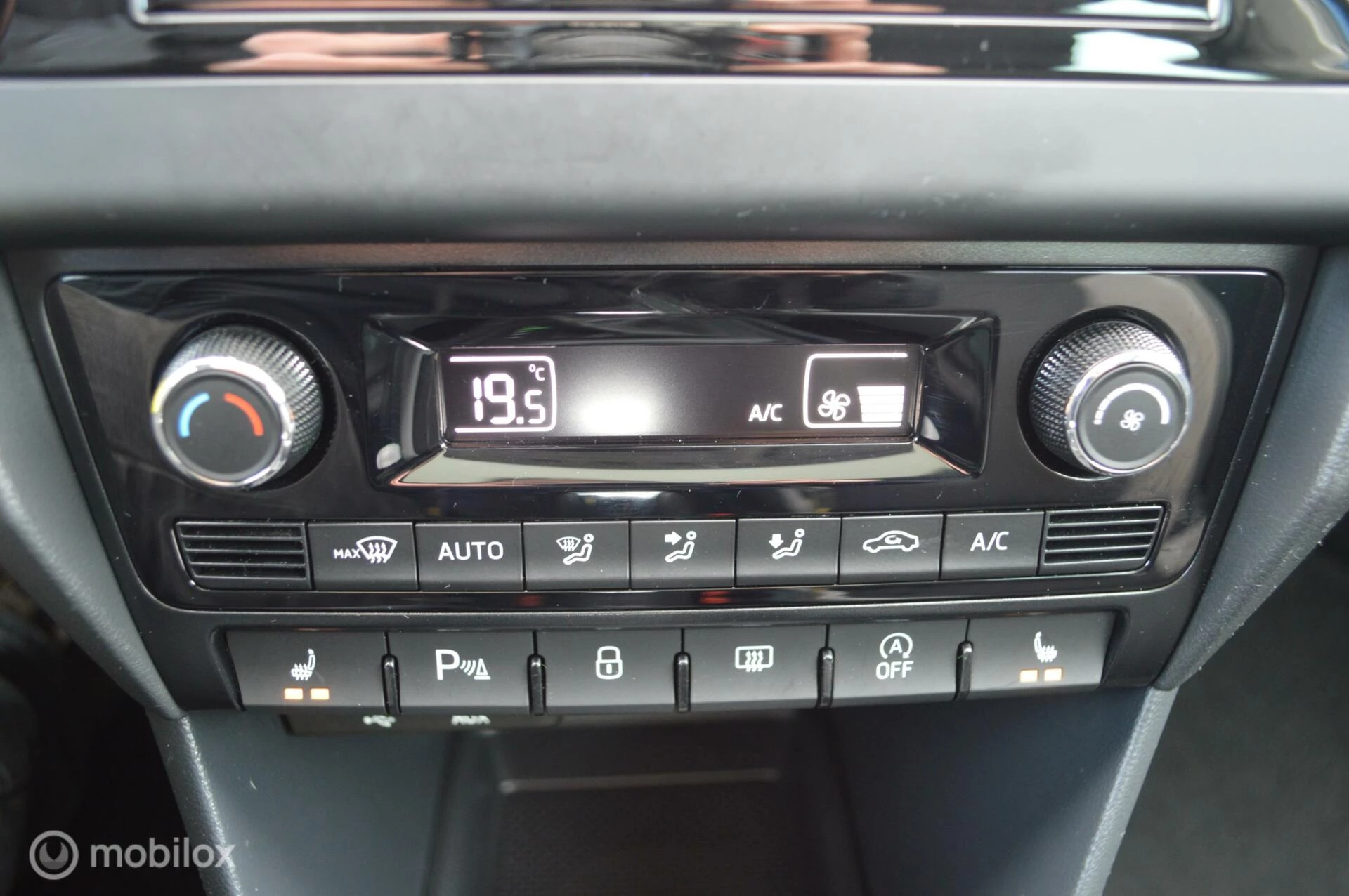 Hoofdafbeelding Škoda Rapid