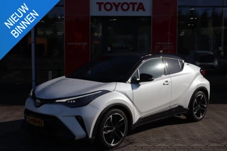 Toyota C-HR 1.8 HYBRID GR-SPORT APPLE/ANDROID NAVI P-SENSOREN 19"LMV AFN-TREKHAAK KEYLESS 1e EIGENAAR NL-AUTO