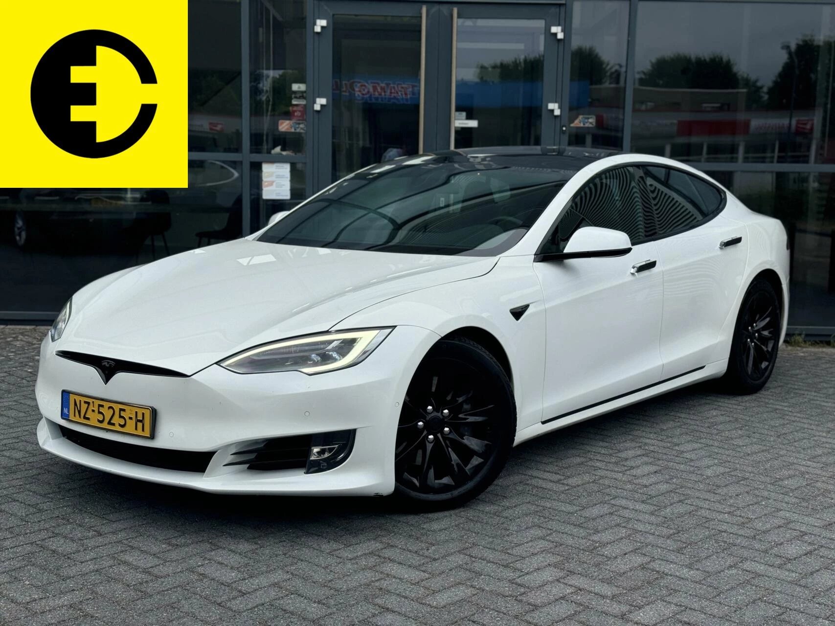 Hoofdafbeelding Tesla Model S